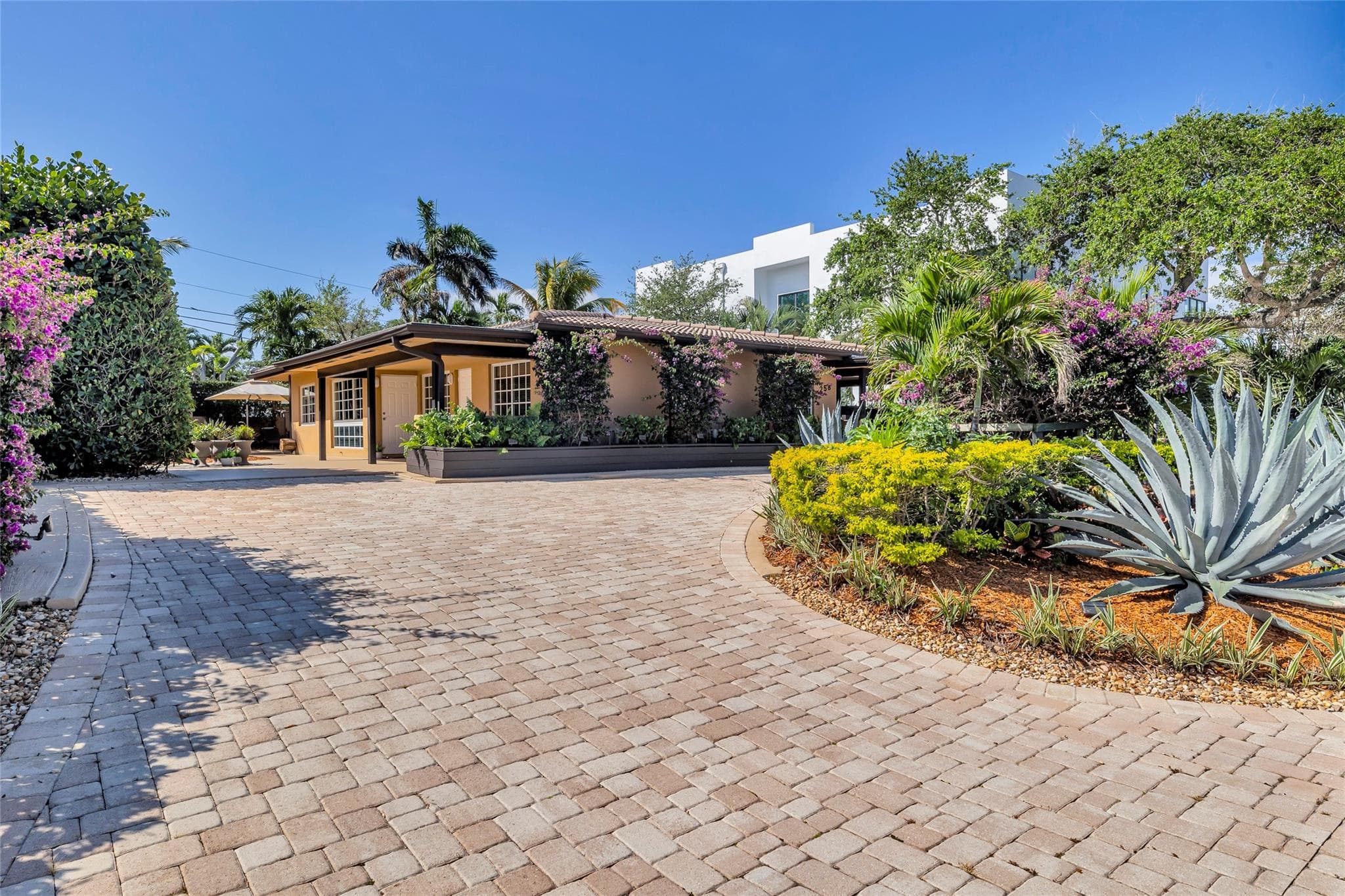 258 Basin Drive, Lauderdale-By-The-Sea, FL 33308 — photo 18 of 76