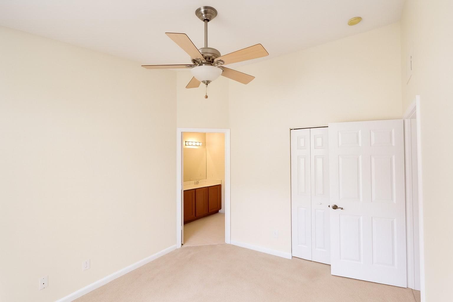 3261 Laurel Ridge Circle, Riviera Beach, FL 33404 — photo 8 of 12