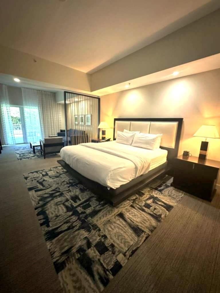 5300 NW 87th Avenue 706, Miami, FL 33178 — photo 2 of 13