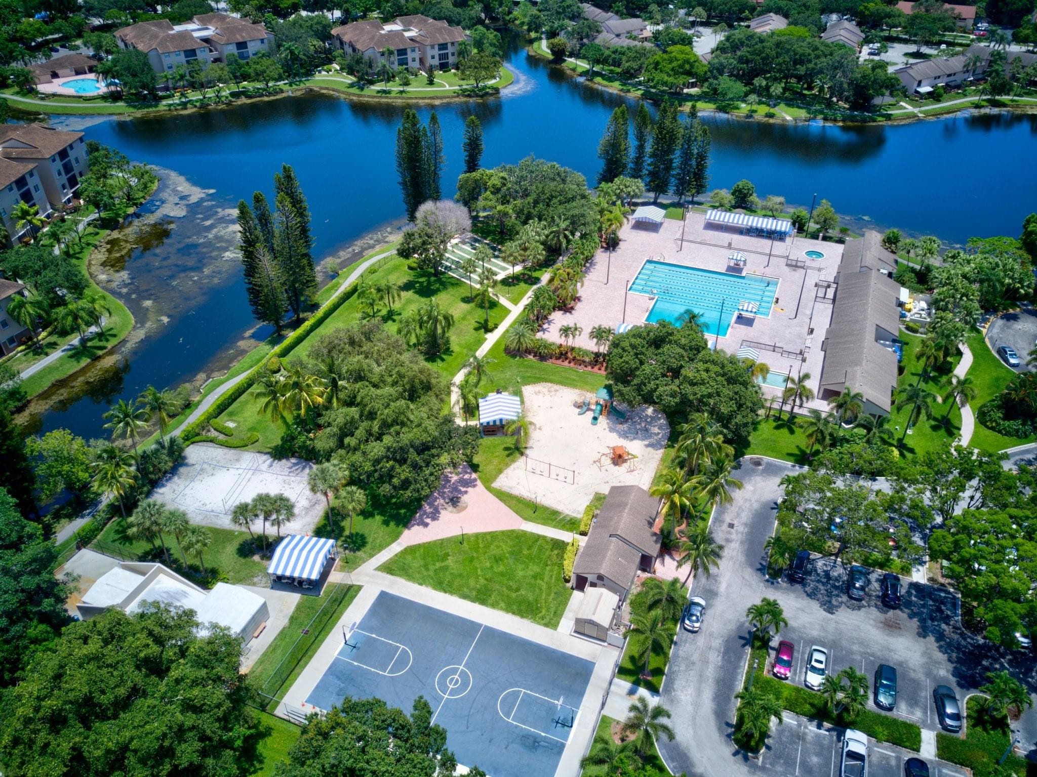 3273 Carambola Circle 23137, Pompano Beach, FL 33066 — photo 30 of 47