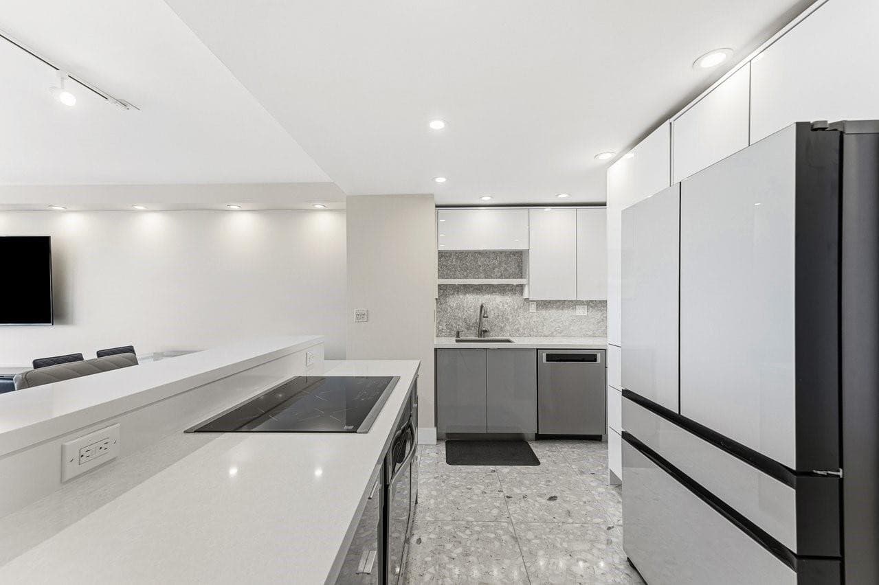 340 Sunset Drive 1808, Fort Lauderdale, FL 33301 — photo 13 of 42