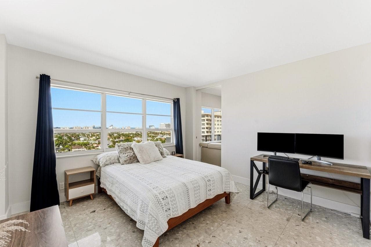 340 Sunset Drive 1808, Fort Lauderdale, FL 33301 — photo 20 of 42