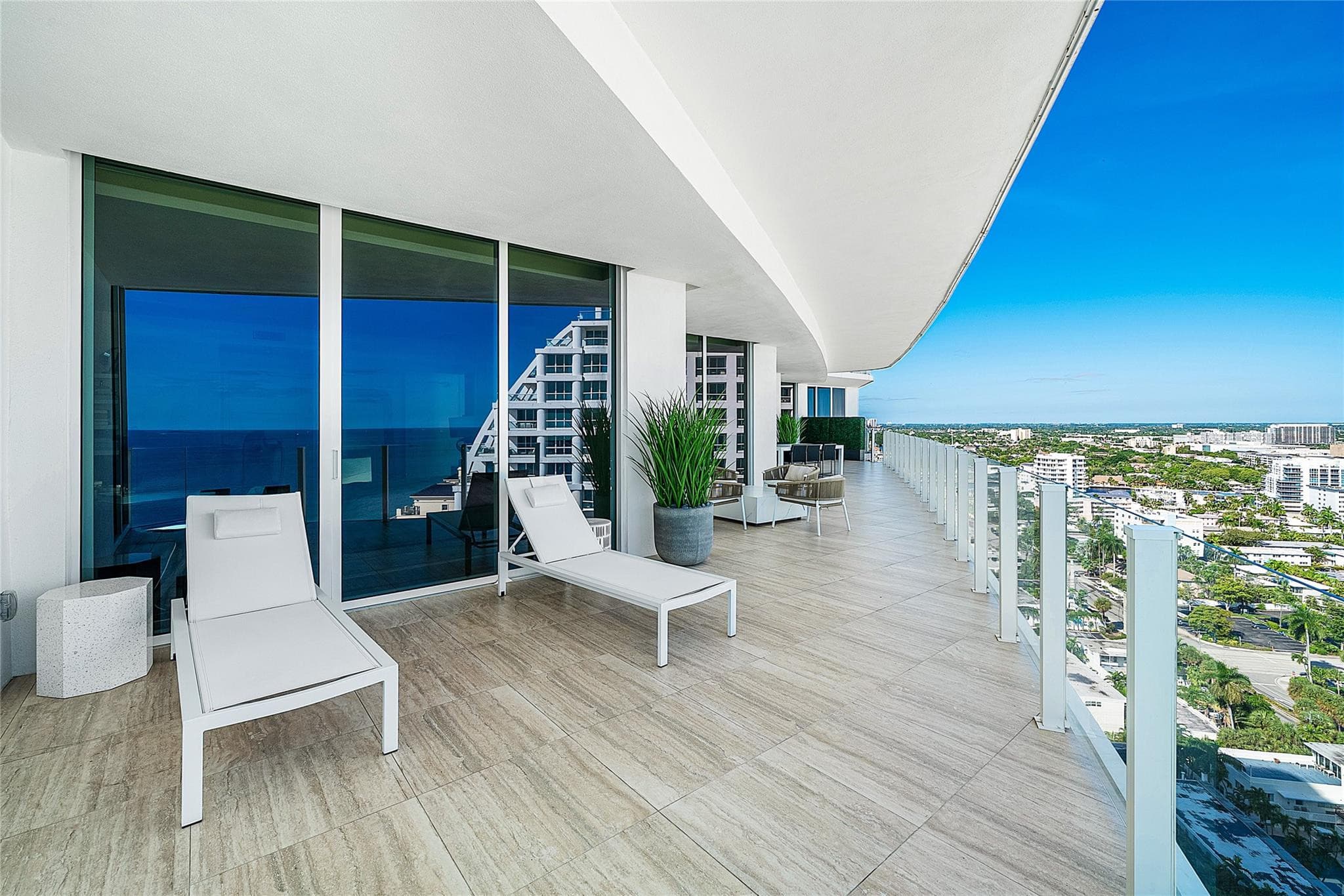 525 N Fort Lauderdale Beach Boulevard 1802, Fort Lauderdale, FL 33304 — photo 39 of 61