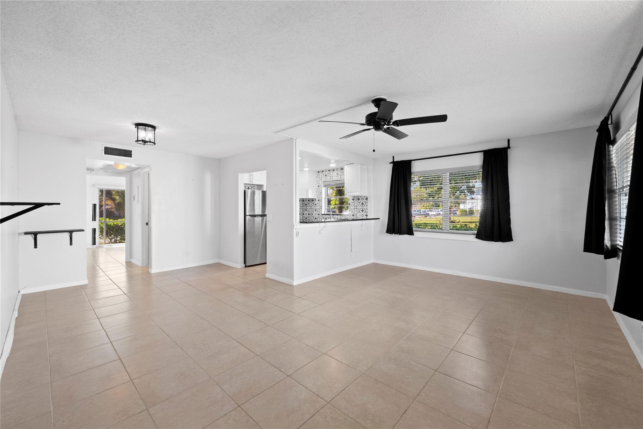 28 Prescott B 28, Deerfield Beach, FL 33442 — photo 10 of 24