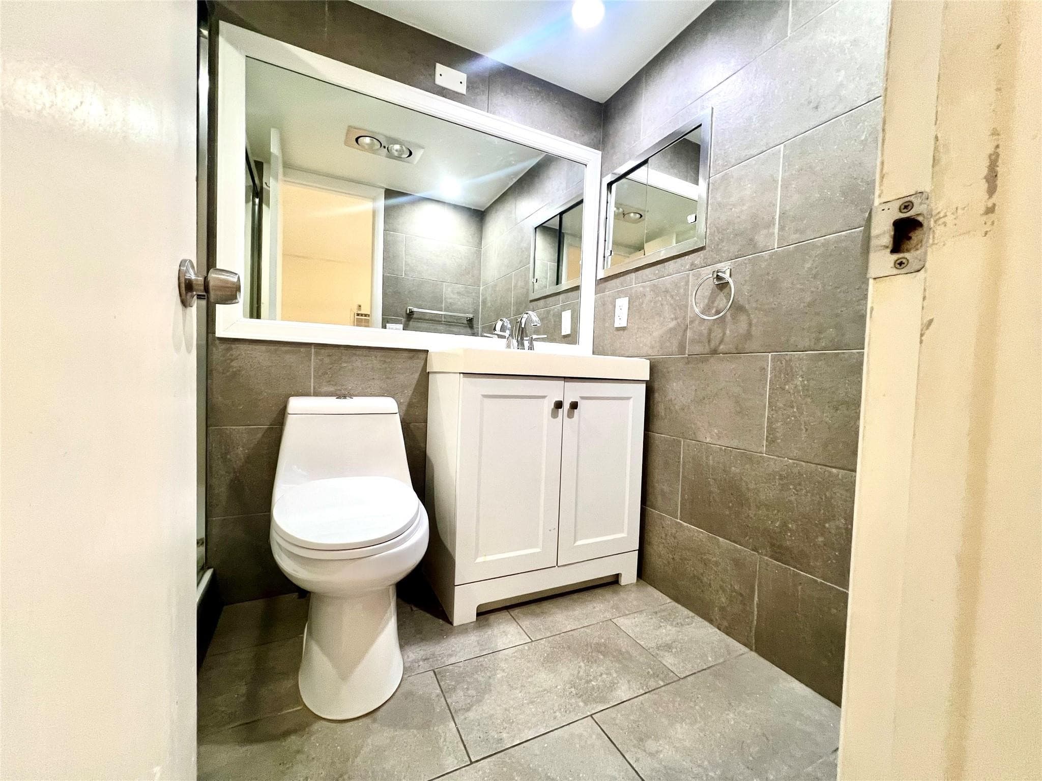 111 Oakridge I 111, Deerfield Beach, FL 33442 — photo 5 of 15