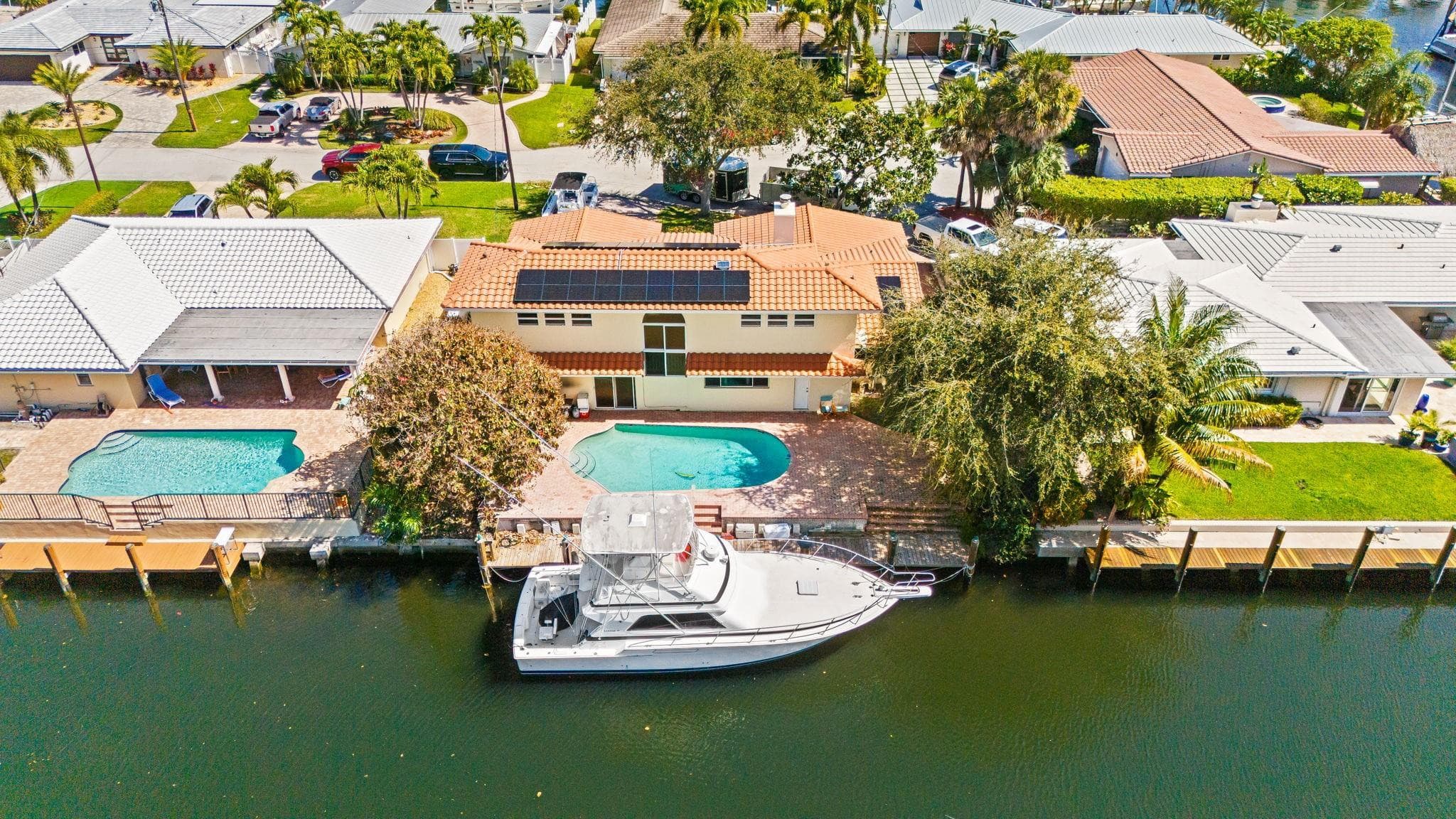 1031 NE 27th Avenue, Pompano Beach, FL 33062 — photo 1 of 26