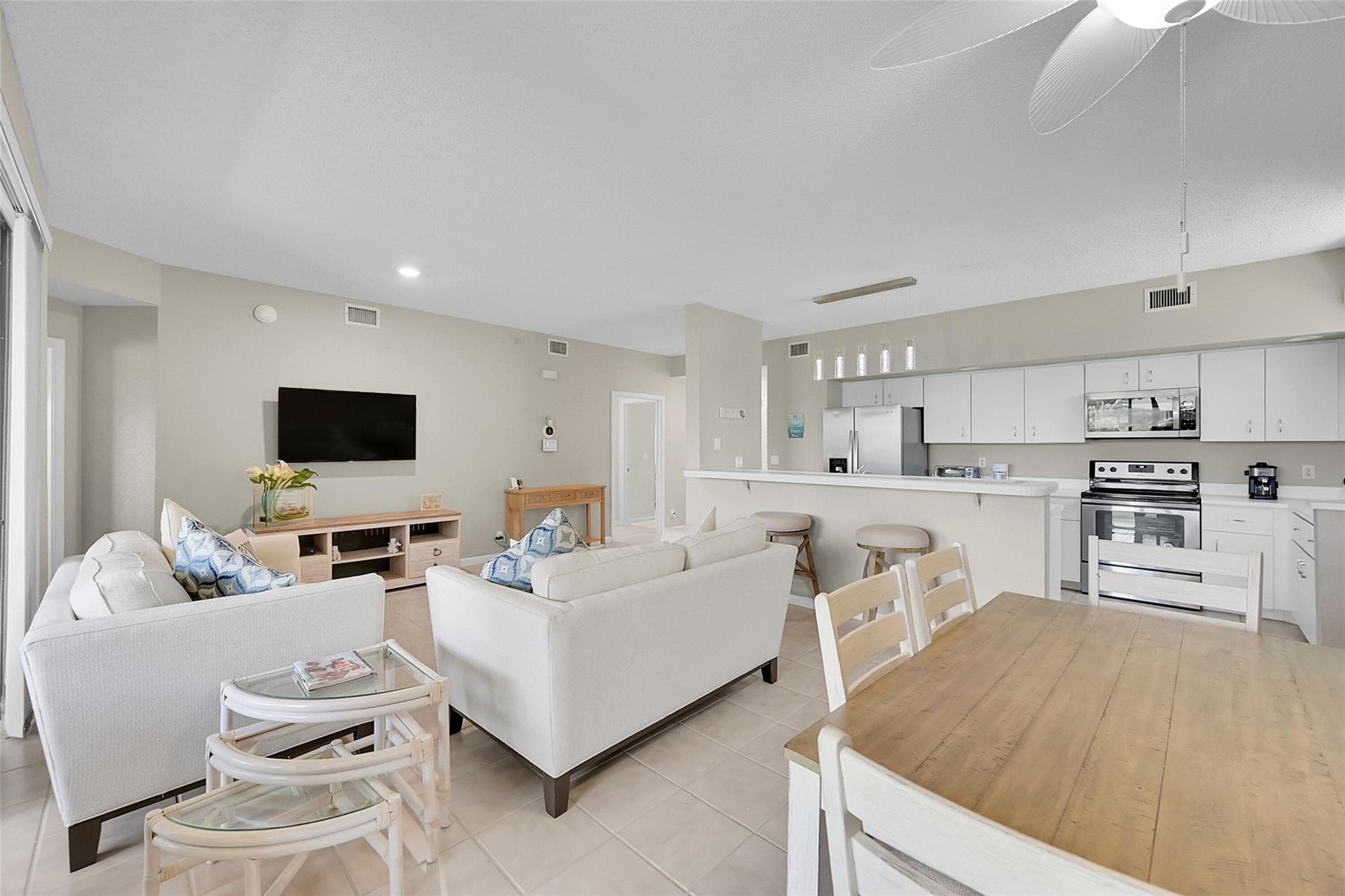 8049 Aberdeen Drive 101, Boynton Beach, FL 33472 — photo 11 of 56