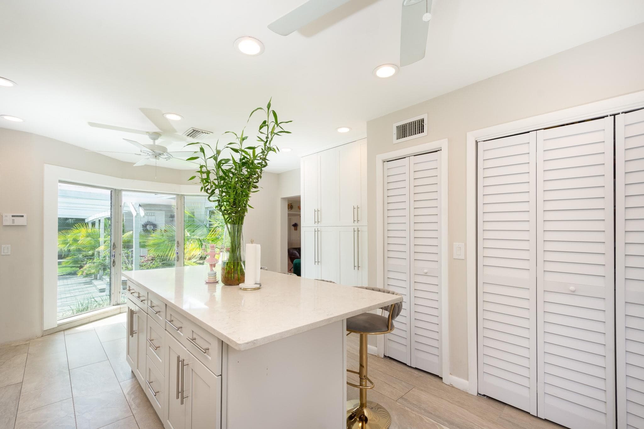 2337 SW 27th Avenue, Fort Lauderdale, FL 33312 — photo 10 of 21