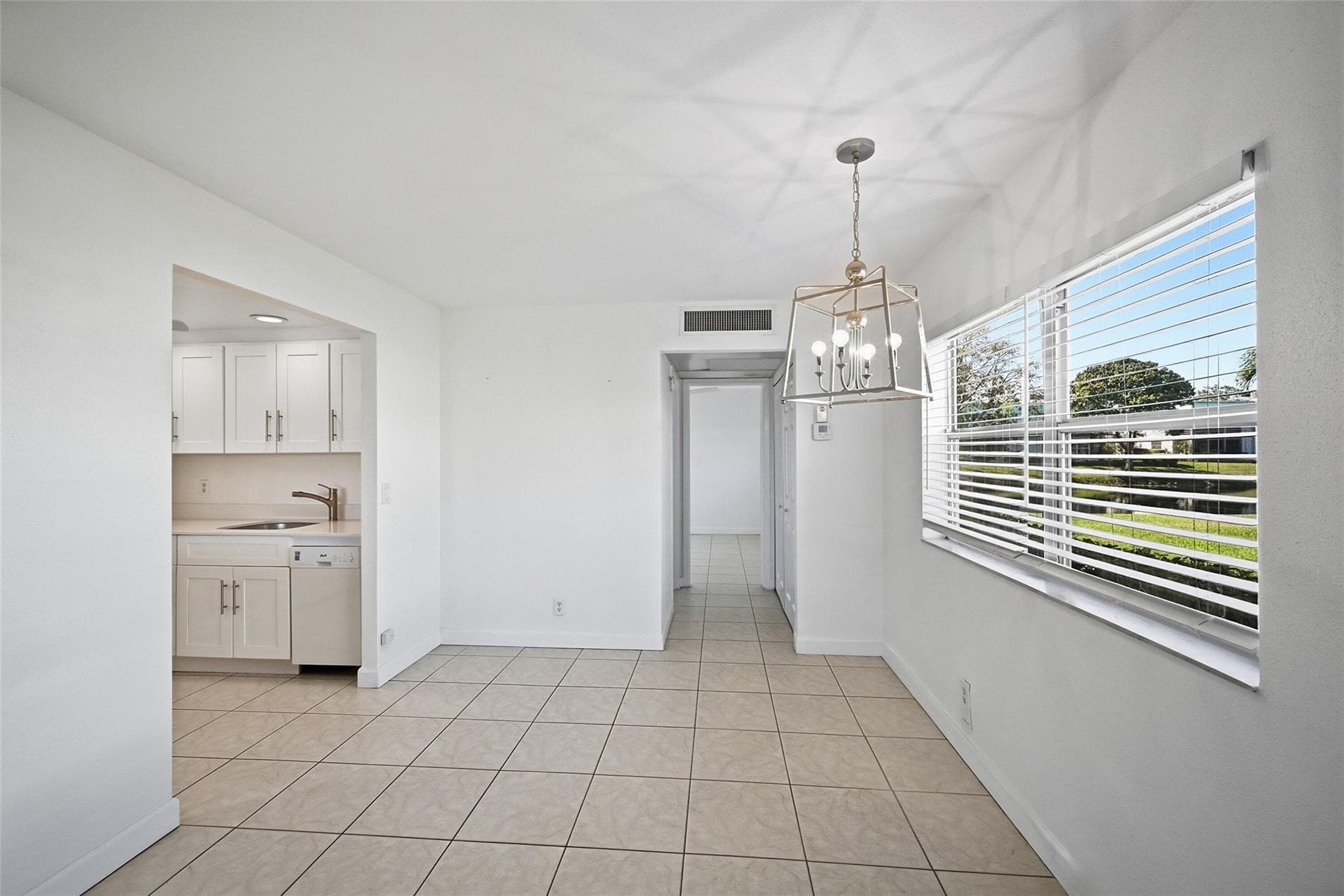 451 Monaco J j, Delray Beach, FL 33446 — photo 8 of 22