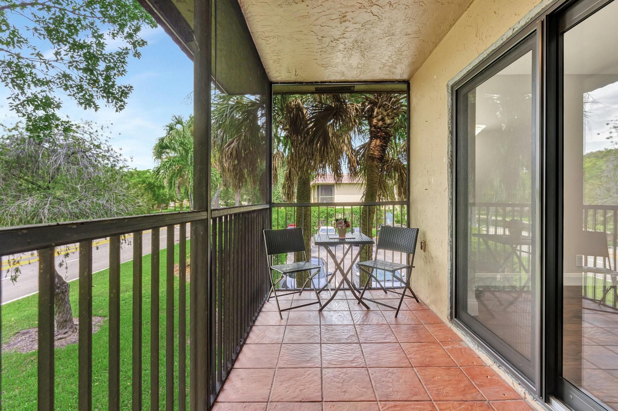 334 Lakeview Drive 204, Weston, FL 33326 — photo 21 of 60