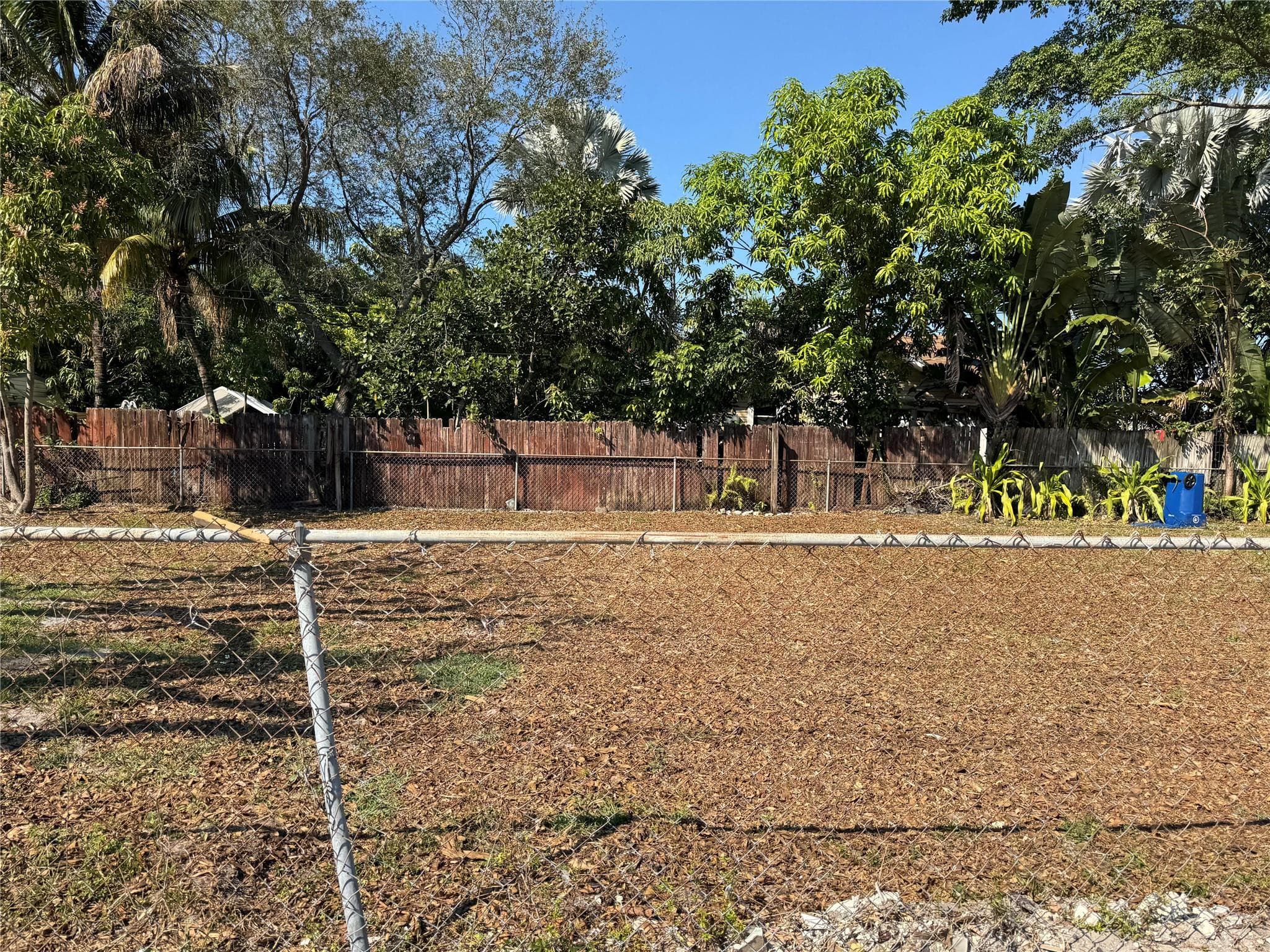 1201 NE 3rd Avenue, Fort Lauderdale, FL 33304 — photo 3 of 5