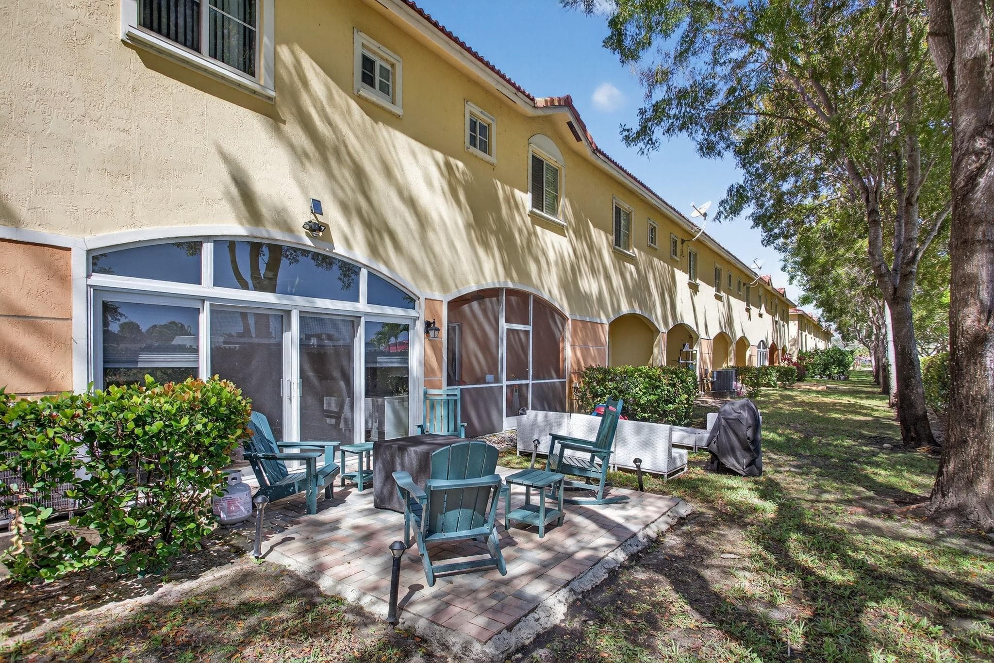 8204 Santa Monica Avenue 8204, Tamarac, FL 33321 — photo 27 of 31