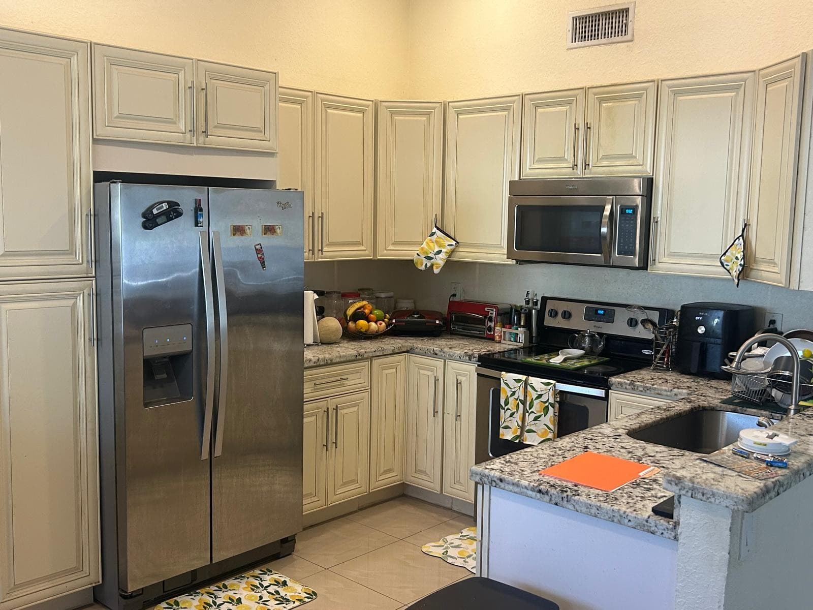 1281 SW 85th Avenue, Pembroke Pines, FL 33025 — photo 1 of 19