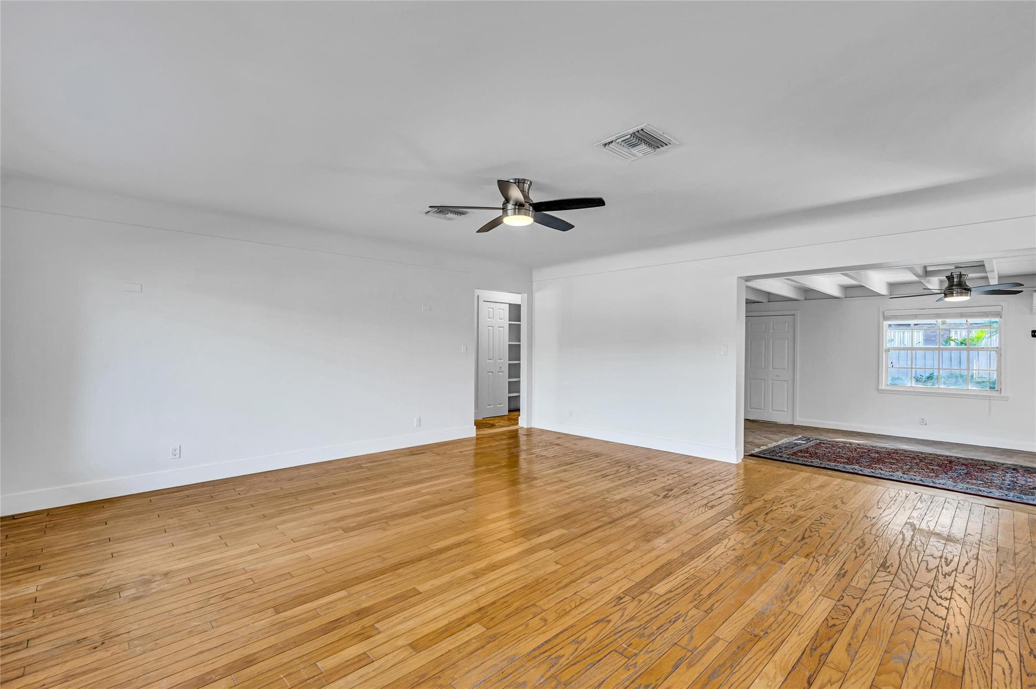 1760 NE 40th Court, Oakland Park, FL 33334 — photo 10 of 44
