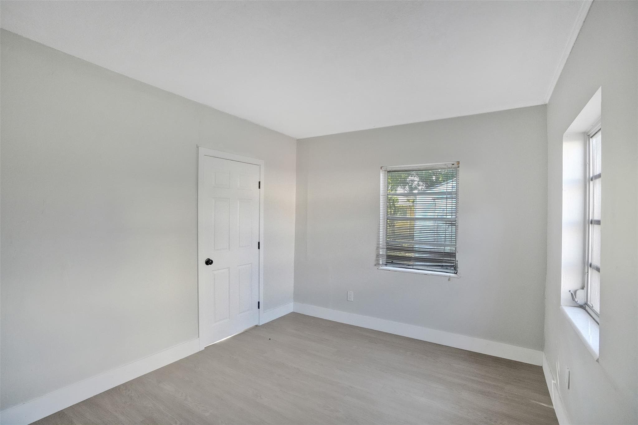 4430 NW 22nd Street, Lauderhill, FL 33313 — photo 10 of 42