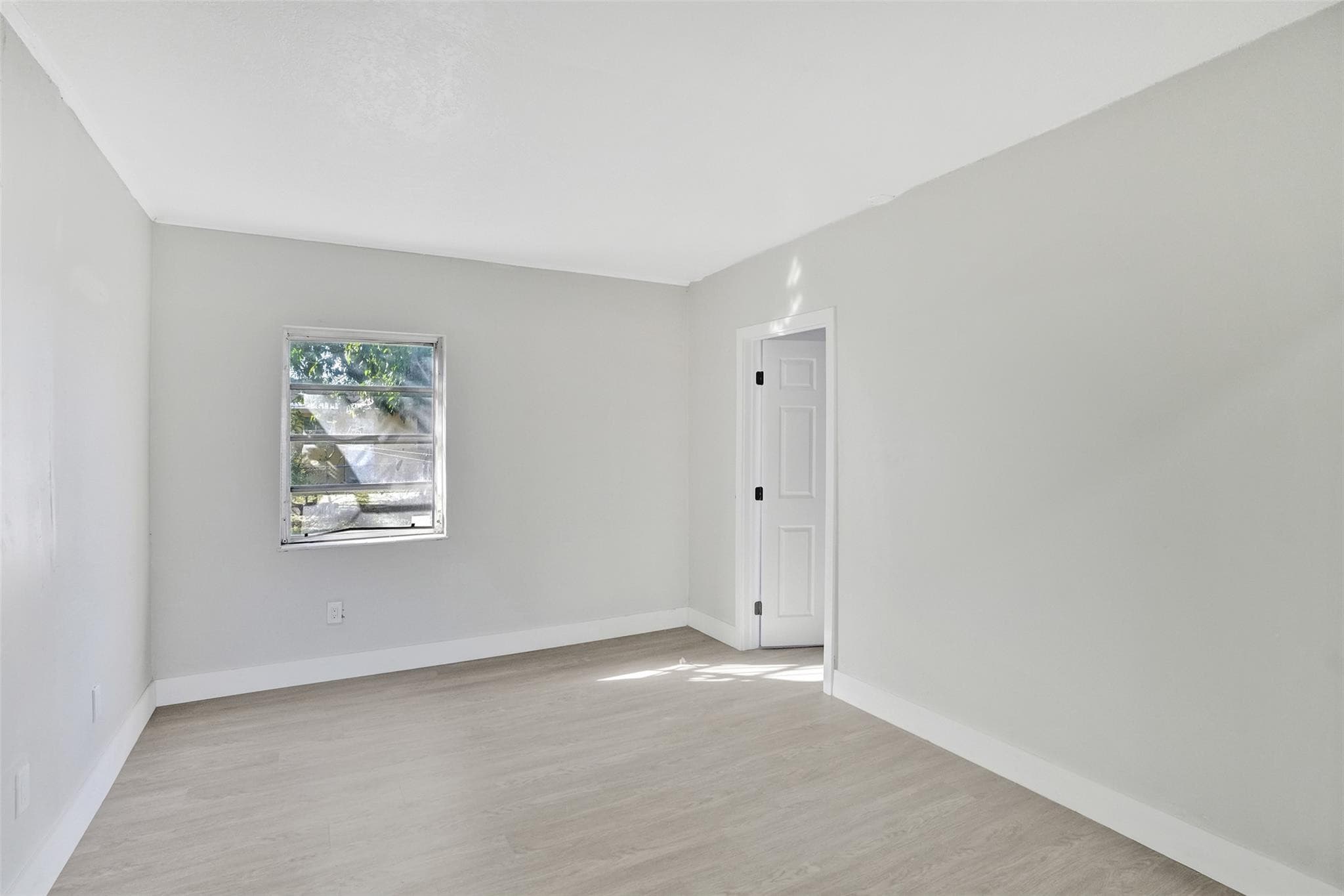 4430 NW 22nd Street, Lauderhill, FL 33313 — photo 14 of 42