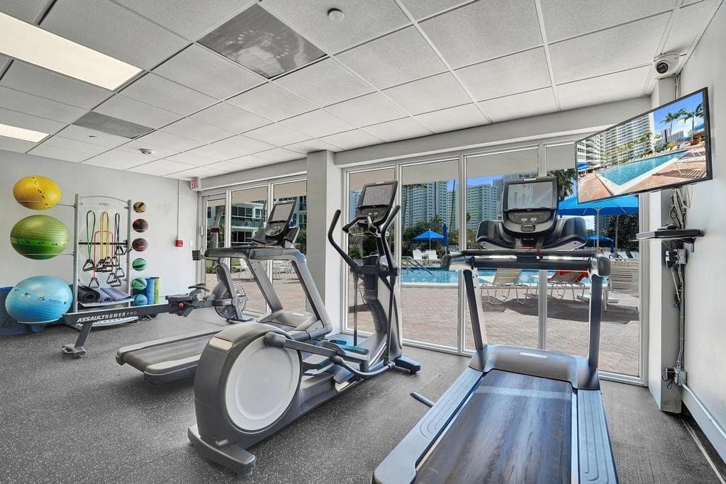 3300 NE 36th Street 1617, Fort Lauderdale, FL 33308 — photo 21 of 26