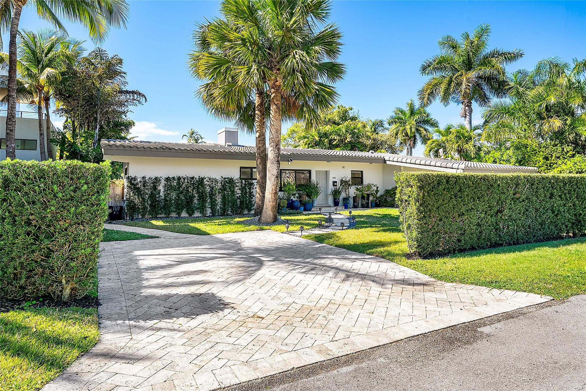801 Solar Isle Drive, Fort Lauderdale, FL 33301 — photo 5 of 120