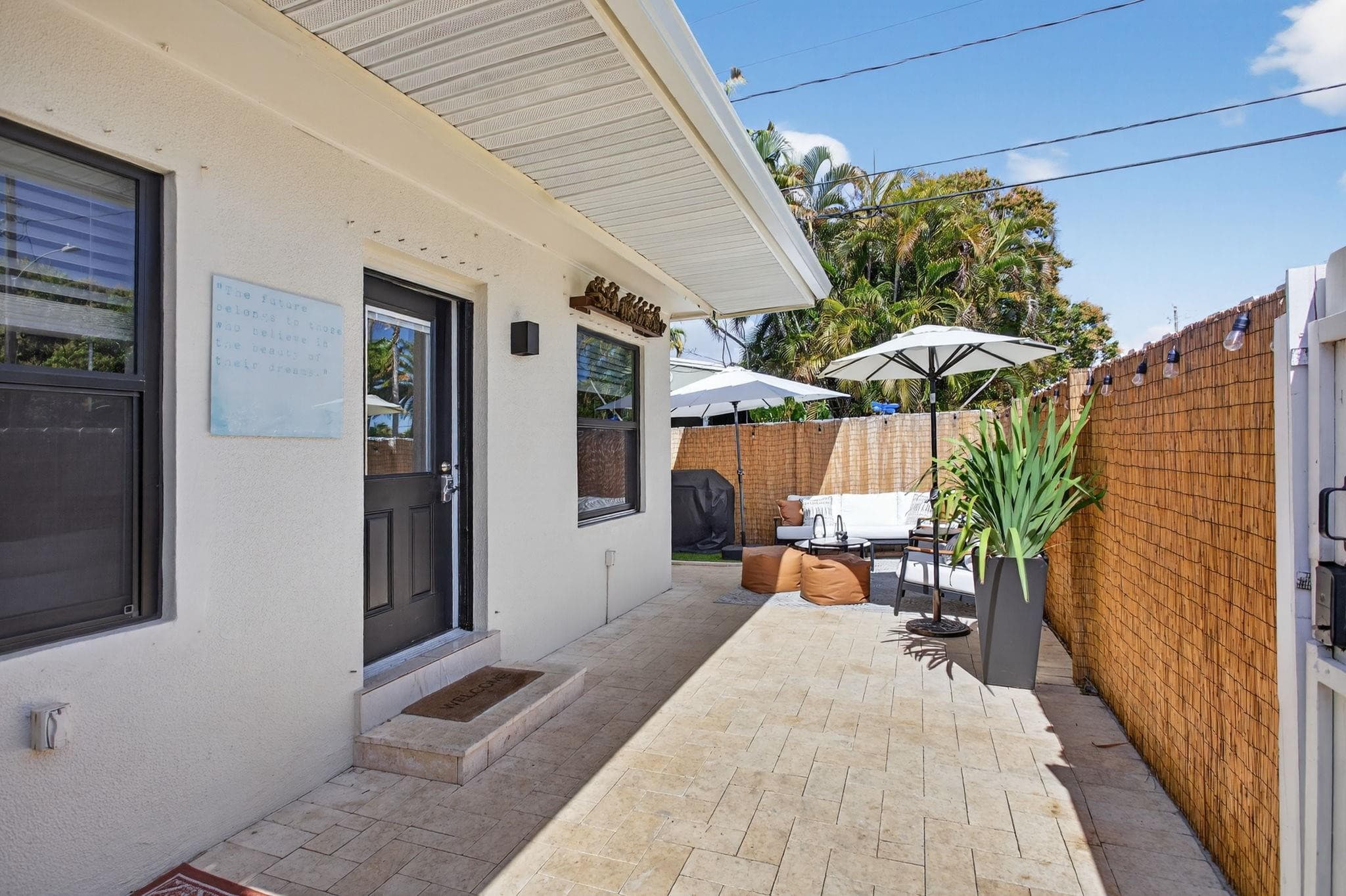1501 NE 7th Avenue, Fort Lauderdale, FL 33304 — photo 5 of 43