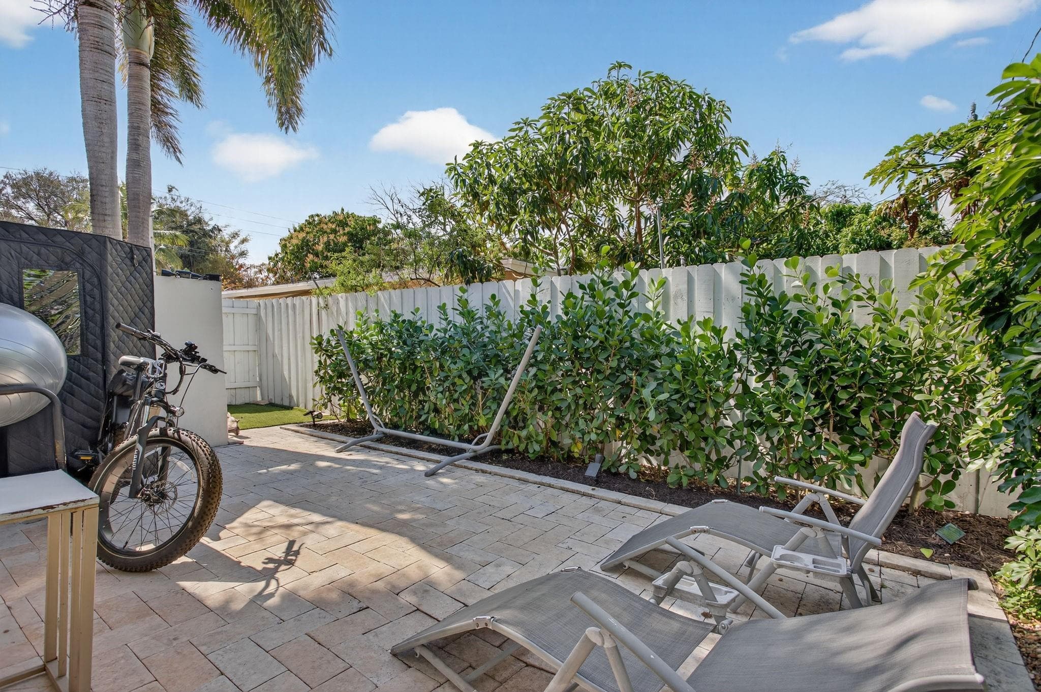 1501 NE 7th Avenue, Fort Lauderdale, FL 33304 — photo 23 of 43