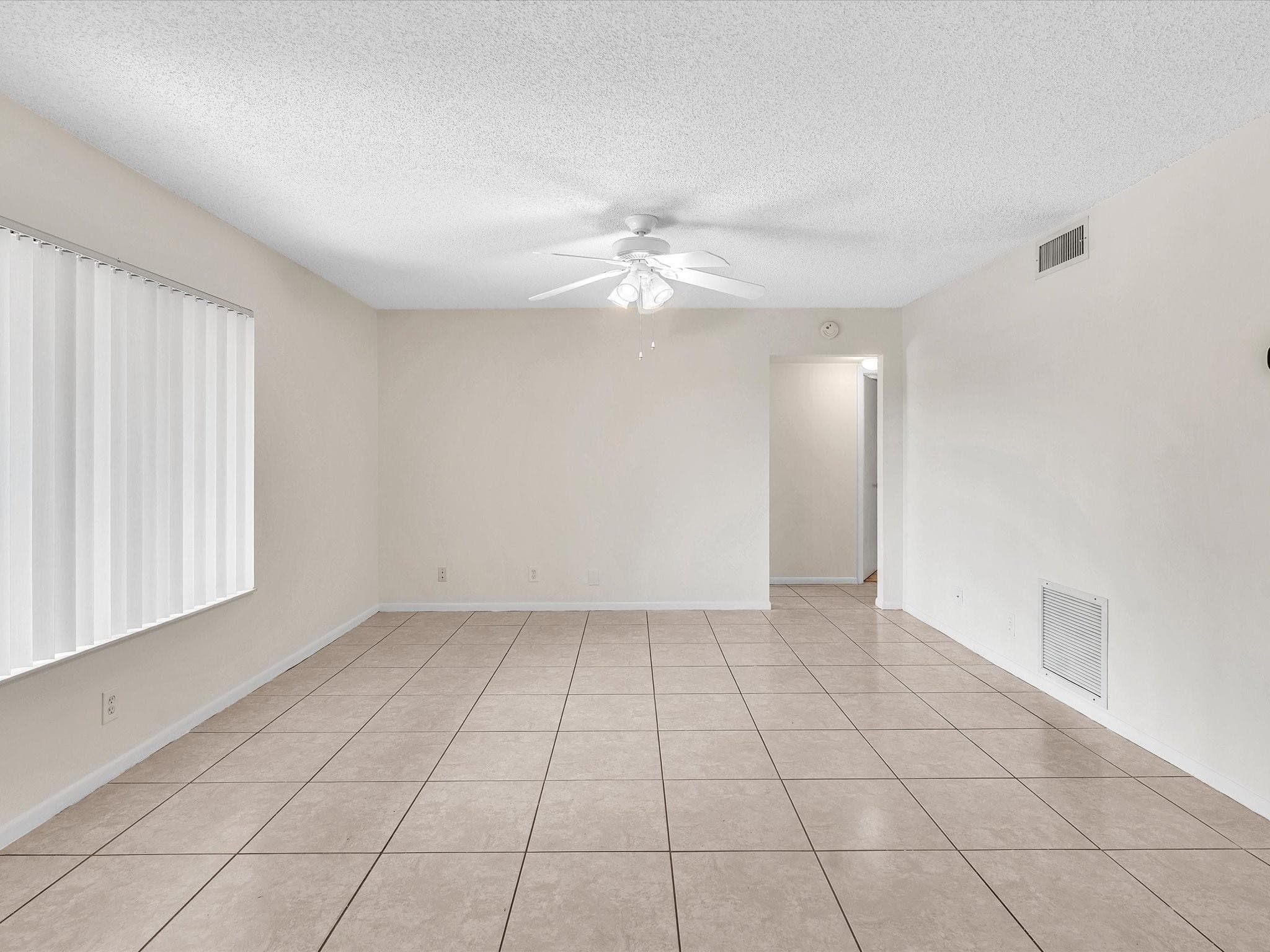 305 Knotty Pine Circle A2, Greenacres, FL 33463 — photo 7 of 36