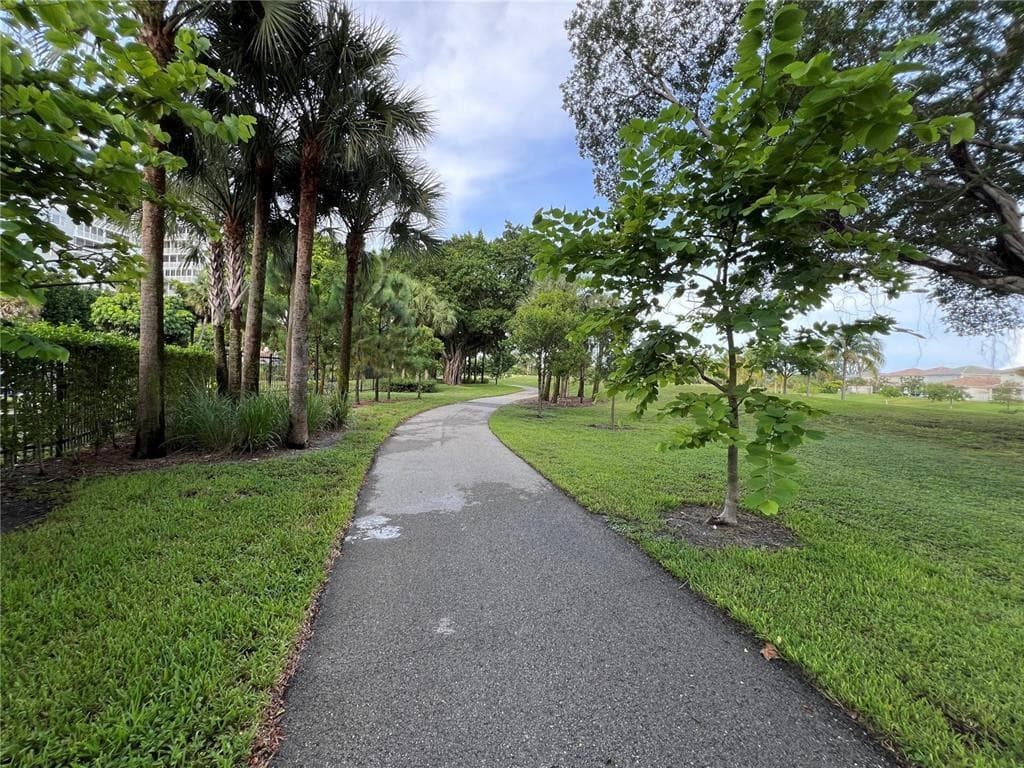 4400 Hillcrest Drive 704, Hollywood, FL 33021 — photo 23 of 23