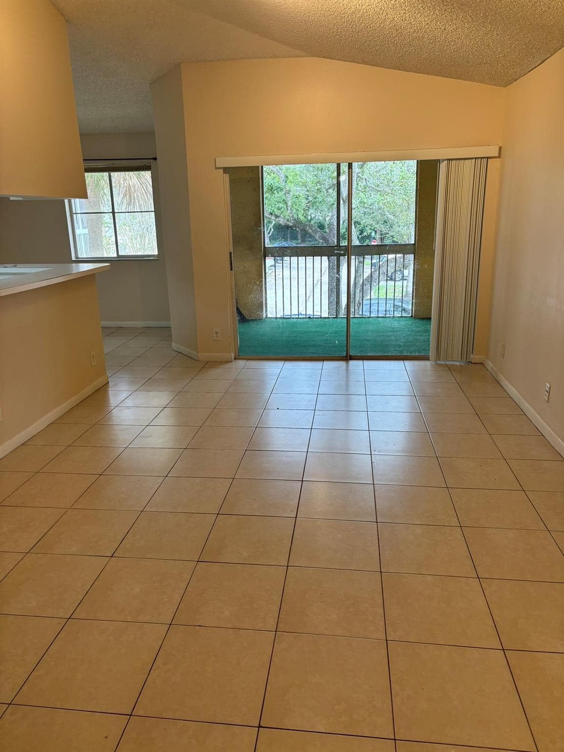 9833 Westview Drive 822, Coral Springs, FL 33076 — photo 8 of 14