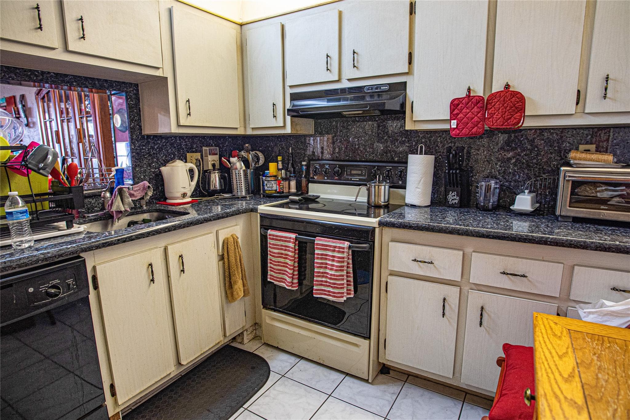 2850 Somerset Drive 307L, Lauderdale Lakes, FL 33311 — photo 5 of 34