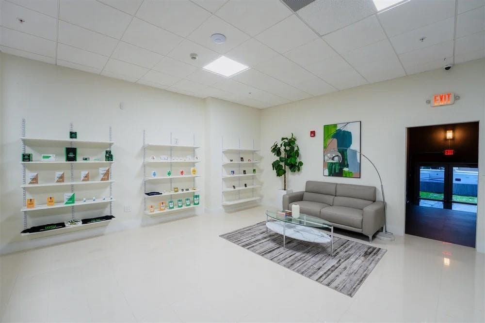 325 SW 26th Street, Fort Lauderdale, FL 33315 — photo 12 of 17