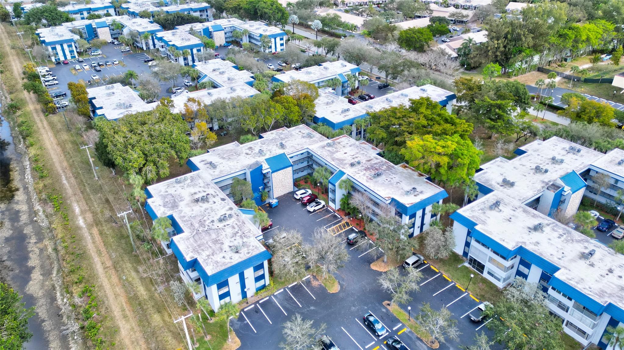 3150 Holiday Springs Boulevard 311, Margate, FL 33063 — photo 4 of 19