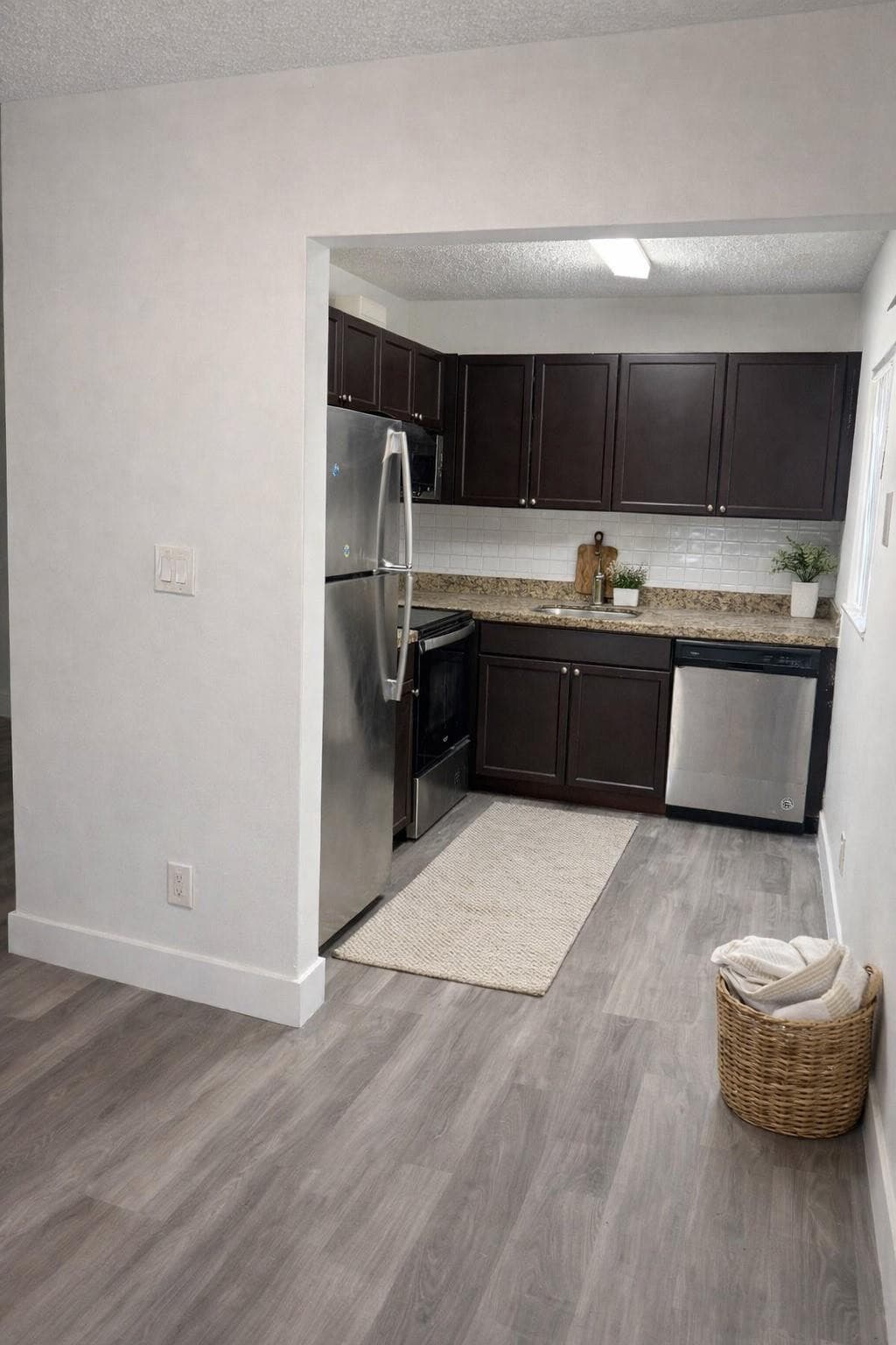 1120 Meadows Circle 1120, Boynton Beach, FL 33436 — photo 2 of 6