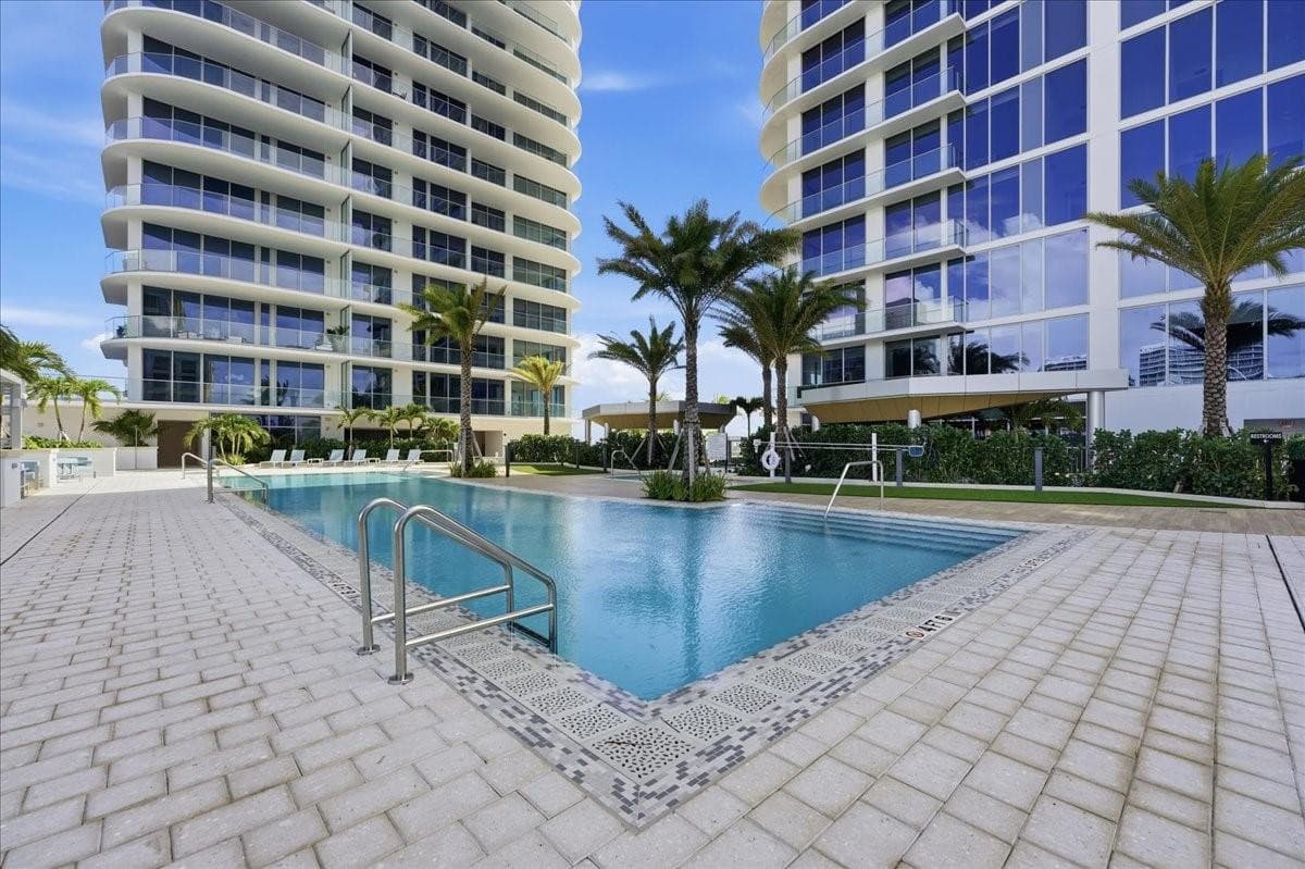 153 N Seabreeze Boulevard S-502, Fort Lauderdale, FL 33304 — photo 6 of 44