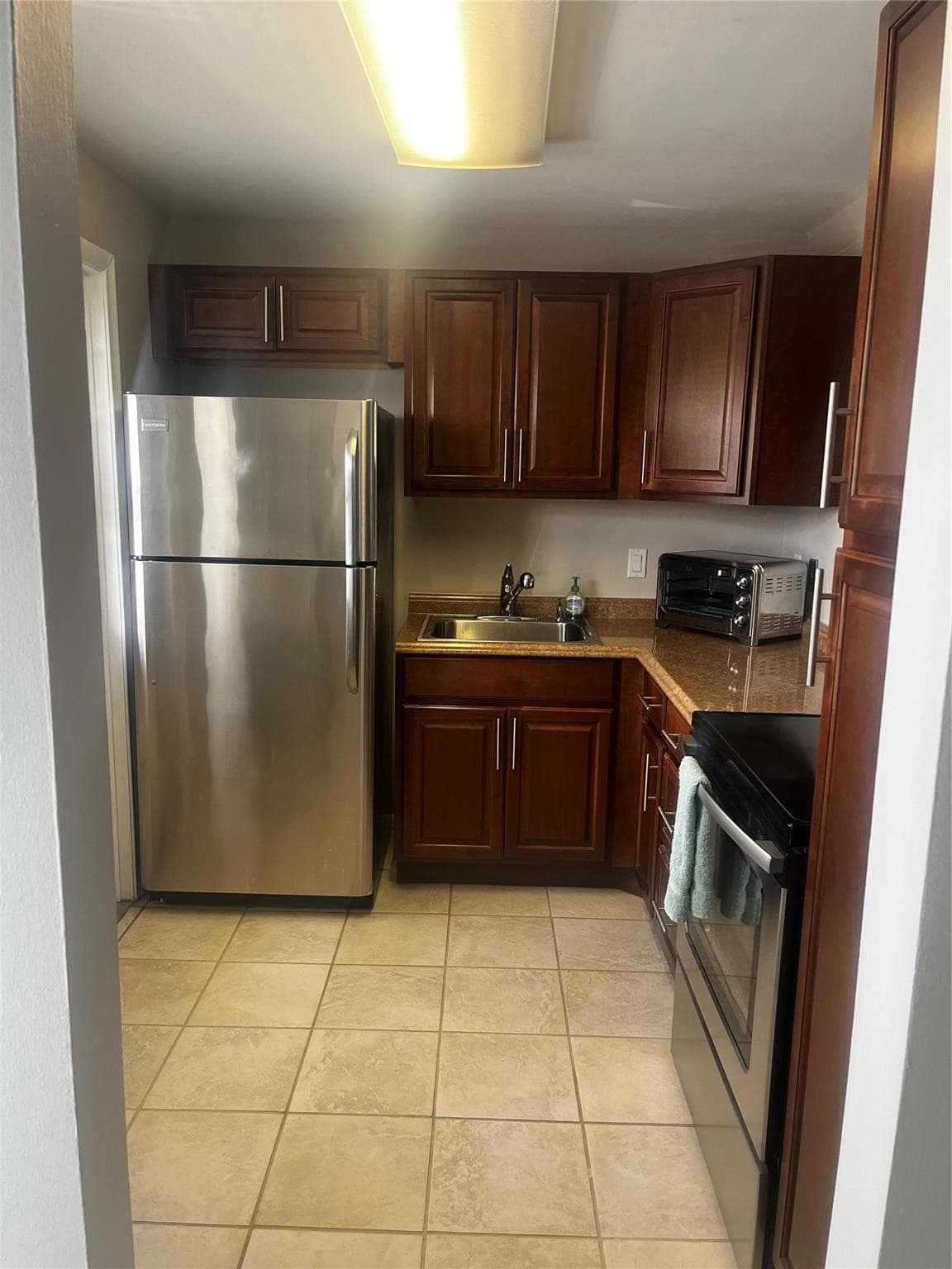 600 NE 2nd Street 207, Dania Beach, FL 33004 — photo 1 of 7
