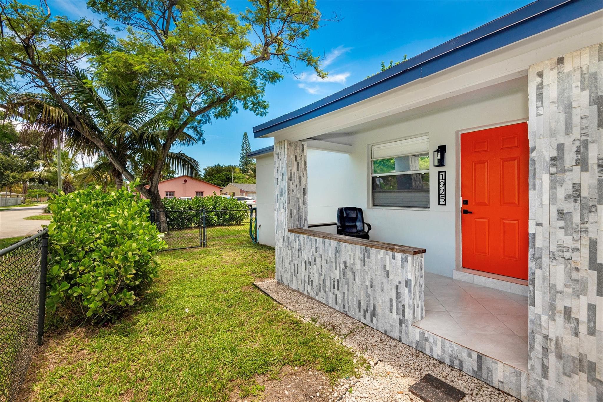 1923 N 23rd Avenue, Hollywood, FL 33020 — photo 6 of 59