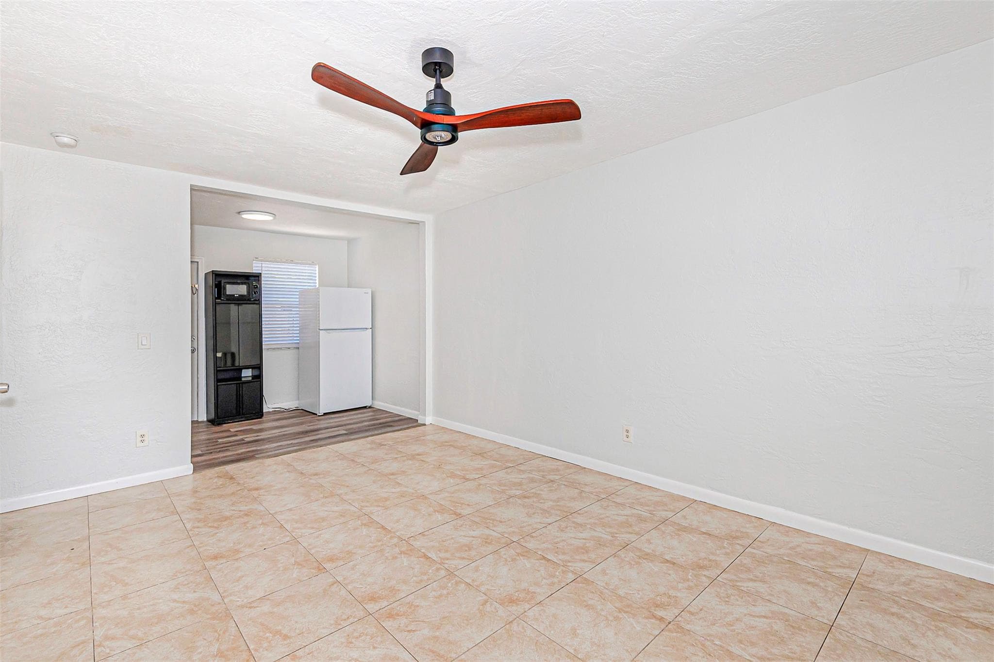 1923 N 23rd Avenue, Hollywood, FL 33020 — photo 12 of 59