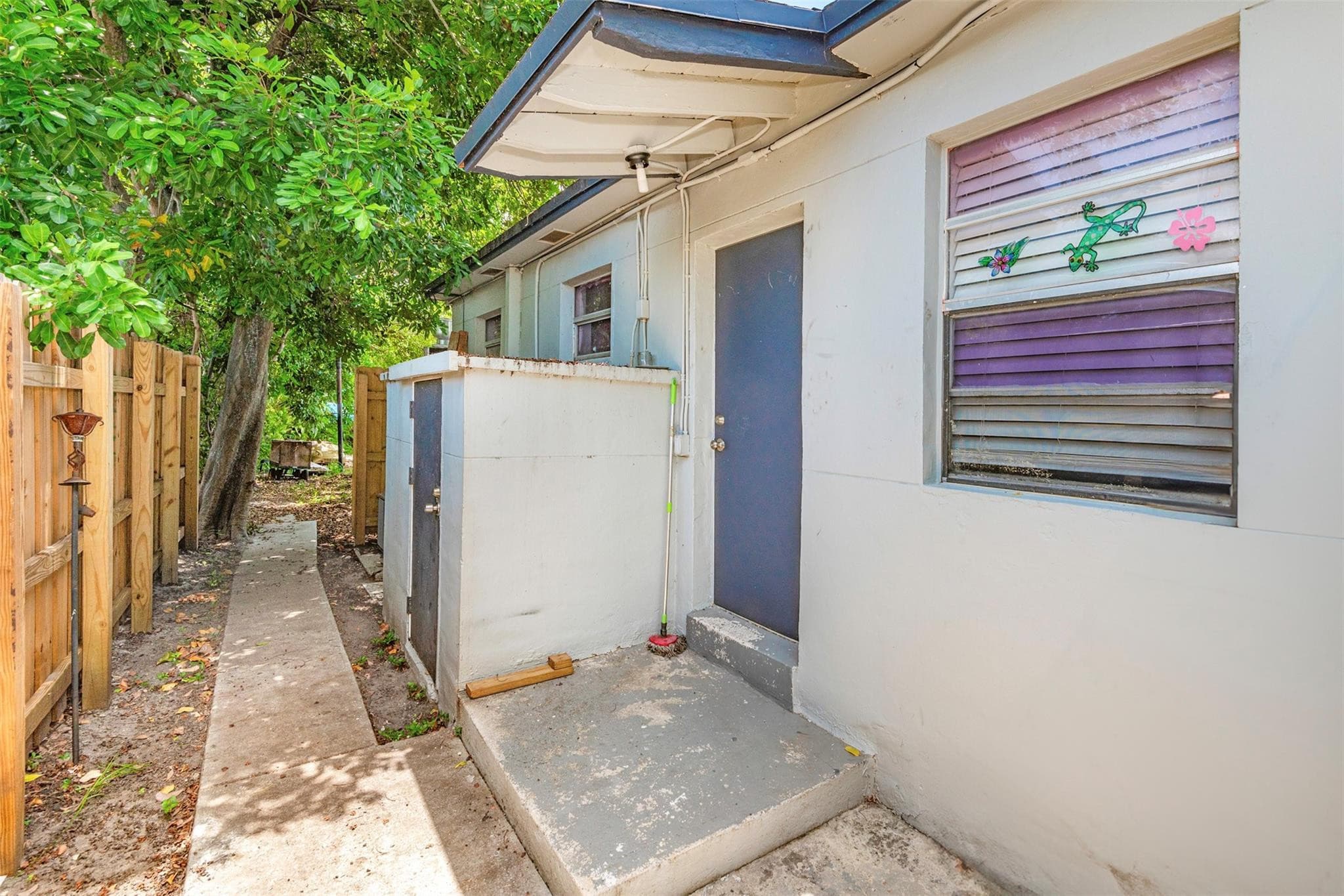 1923 N 23rd Avenue, Hollywood, FL 33020 — photo 36 of 59