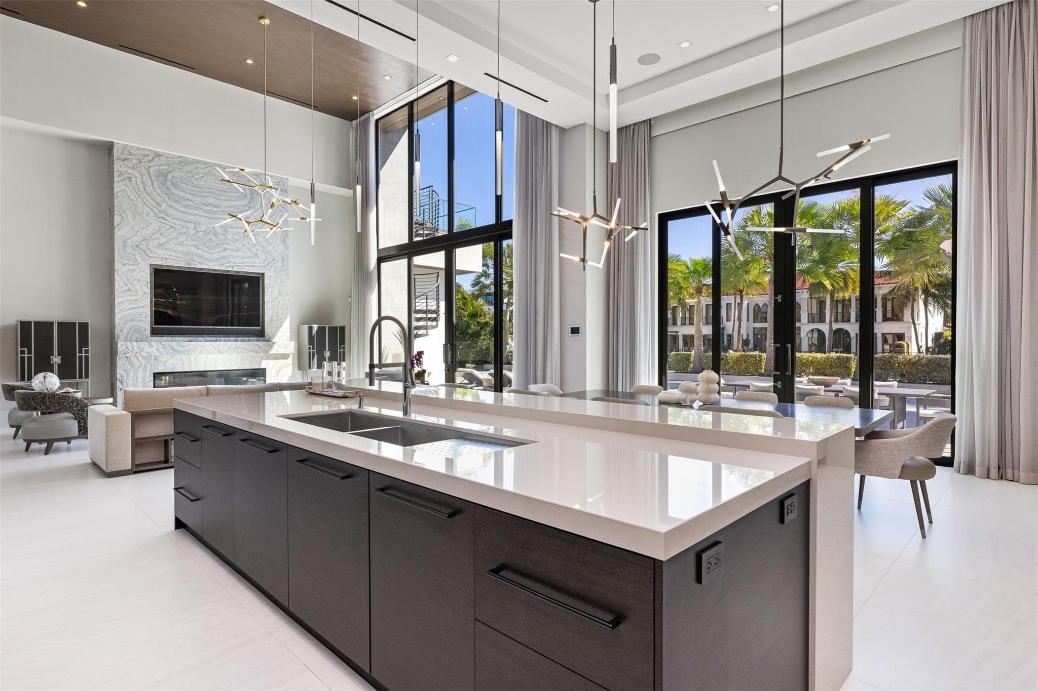816 Riviera Isle Drive, Fort Lauderdale, FL 33301 — photo 14 of 83