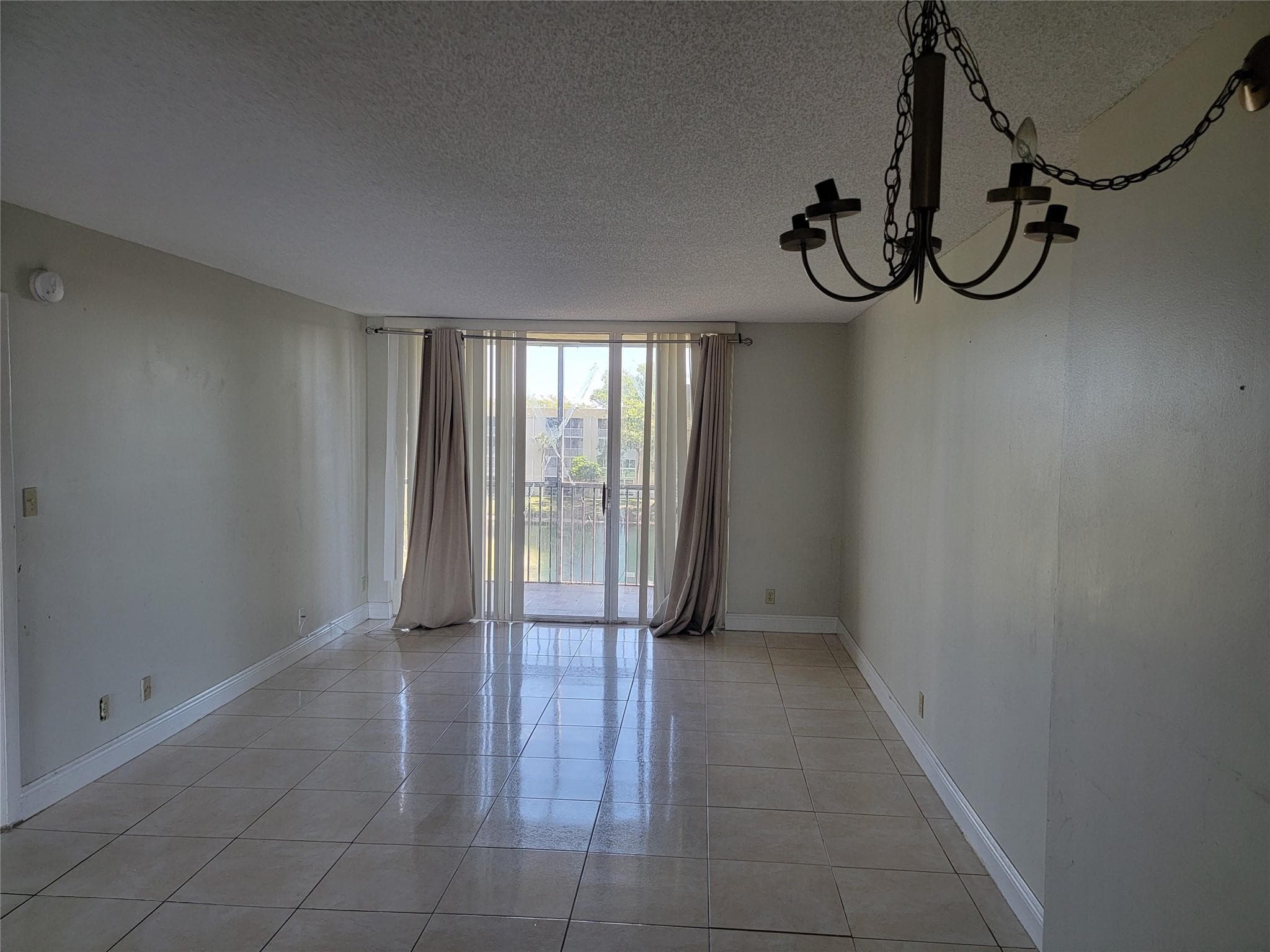 3121 NW 47th Terrace 403, Lauderdale Lakes, FL 33319 — photo 4 of 17