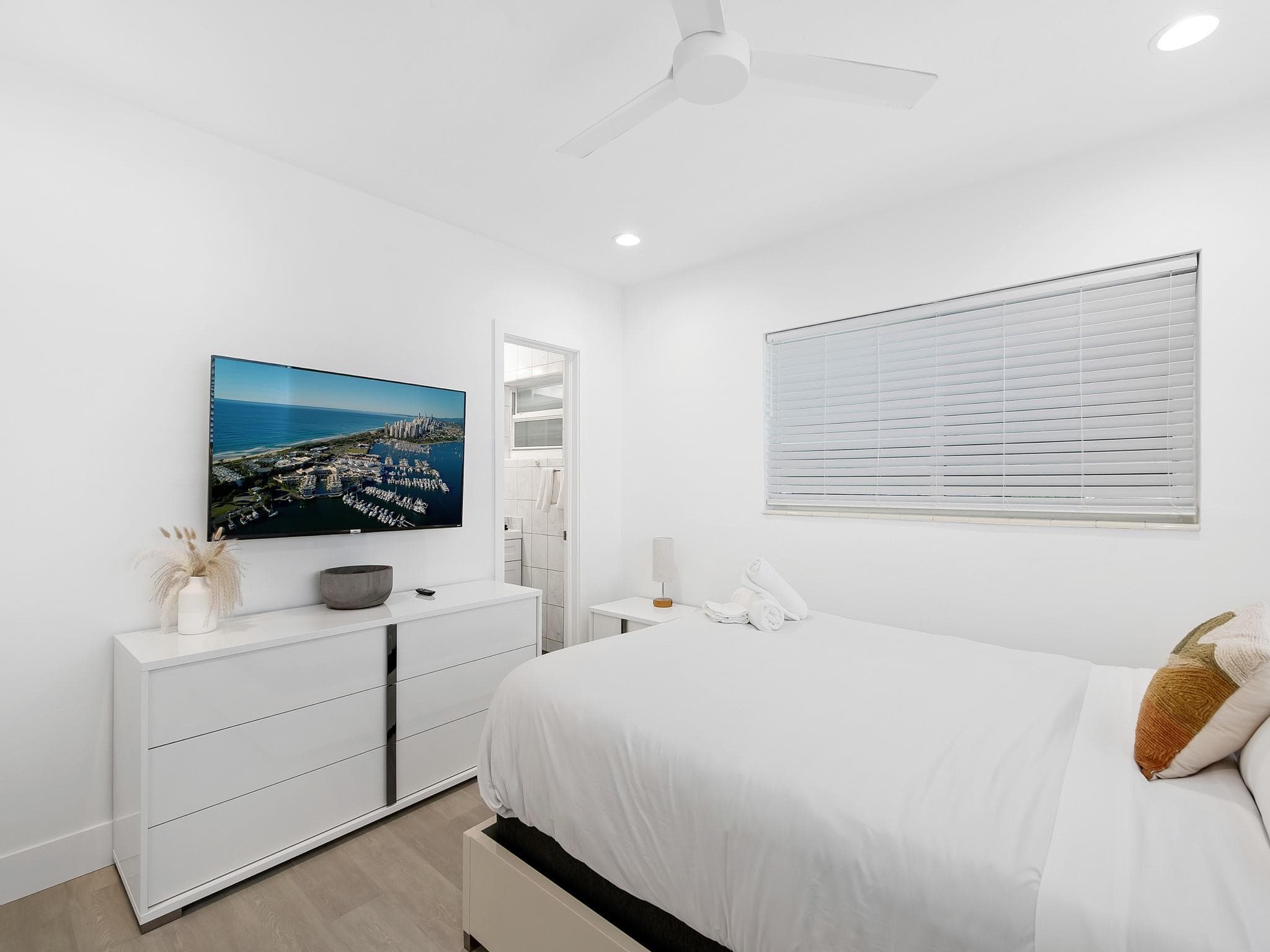 1612 SE 13, Fort Lauderdale, FL 33316 — photo 13 of 38
