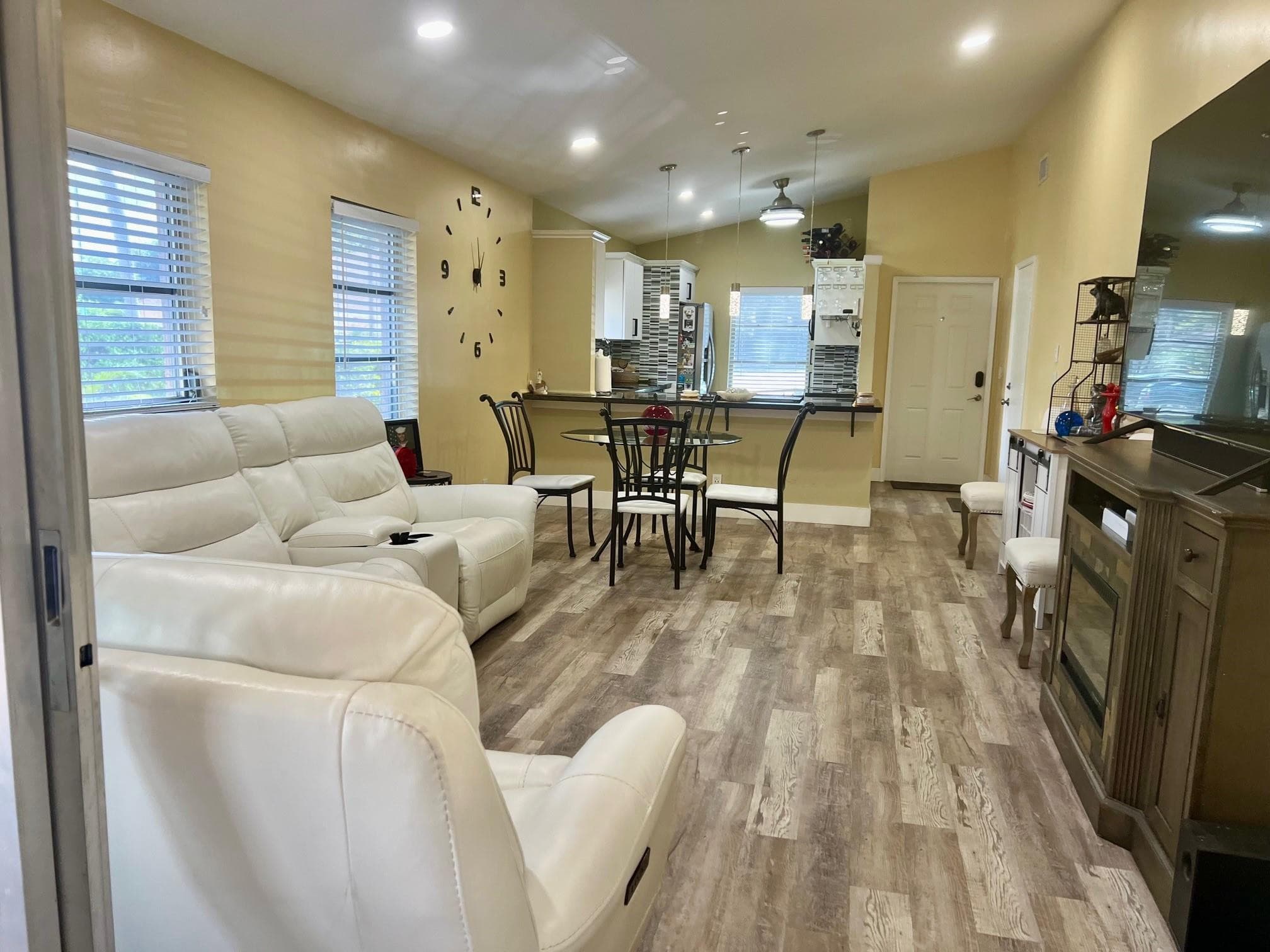 8053 Springtree Road 8053, Boca Raton, FL 33496 — photo 5 of 22
