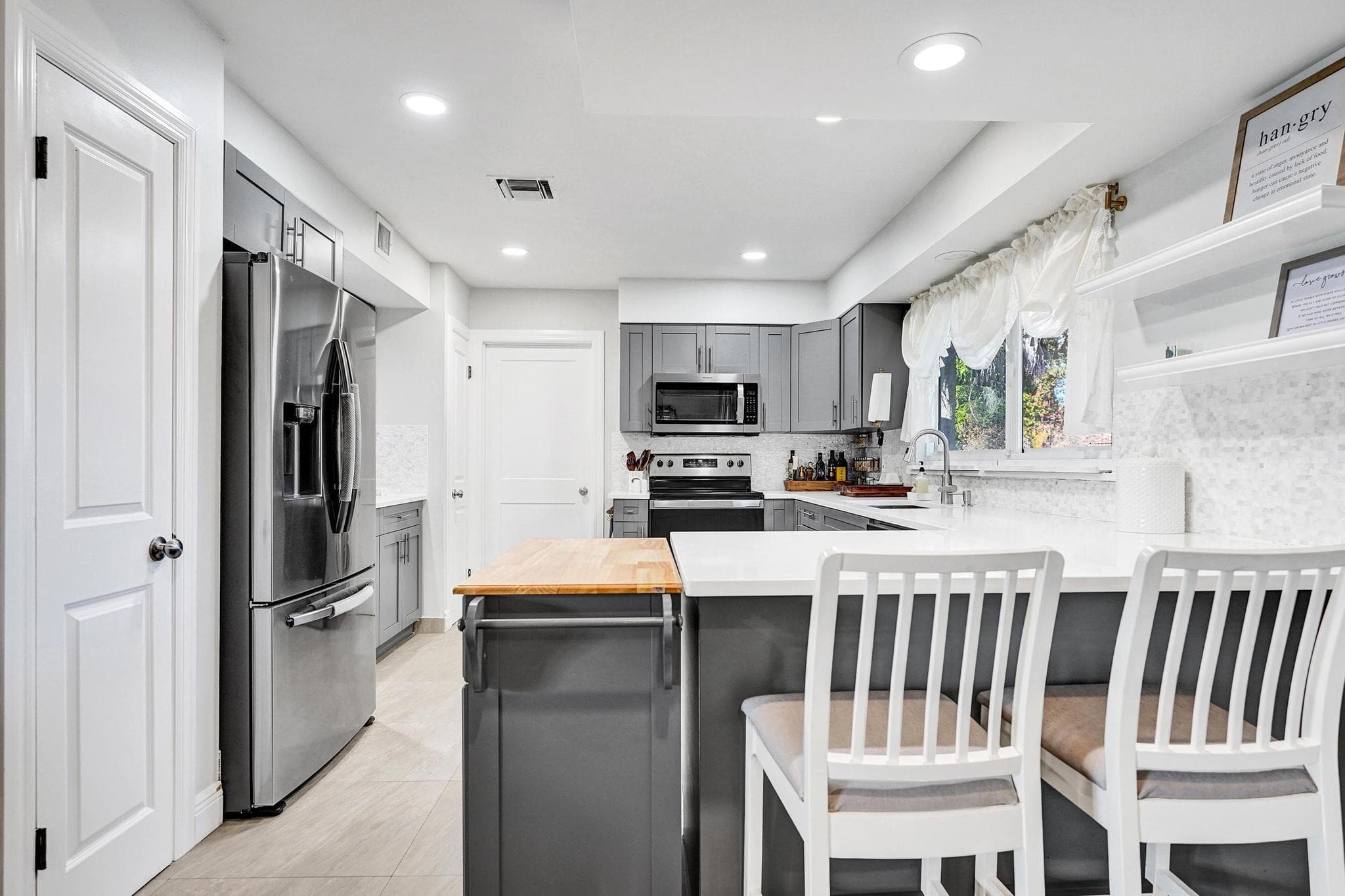 201 SE 24 Avenue, Boynton Beach, FL 33435 — photo 12 of 32