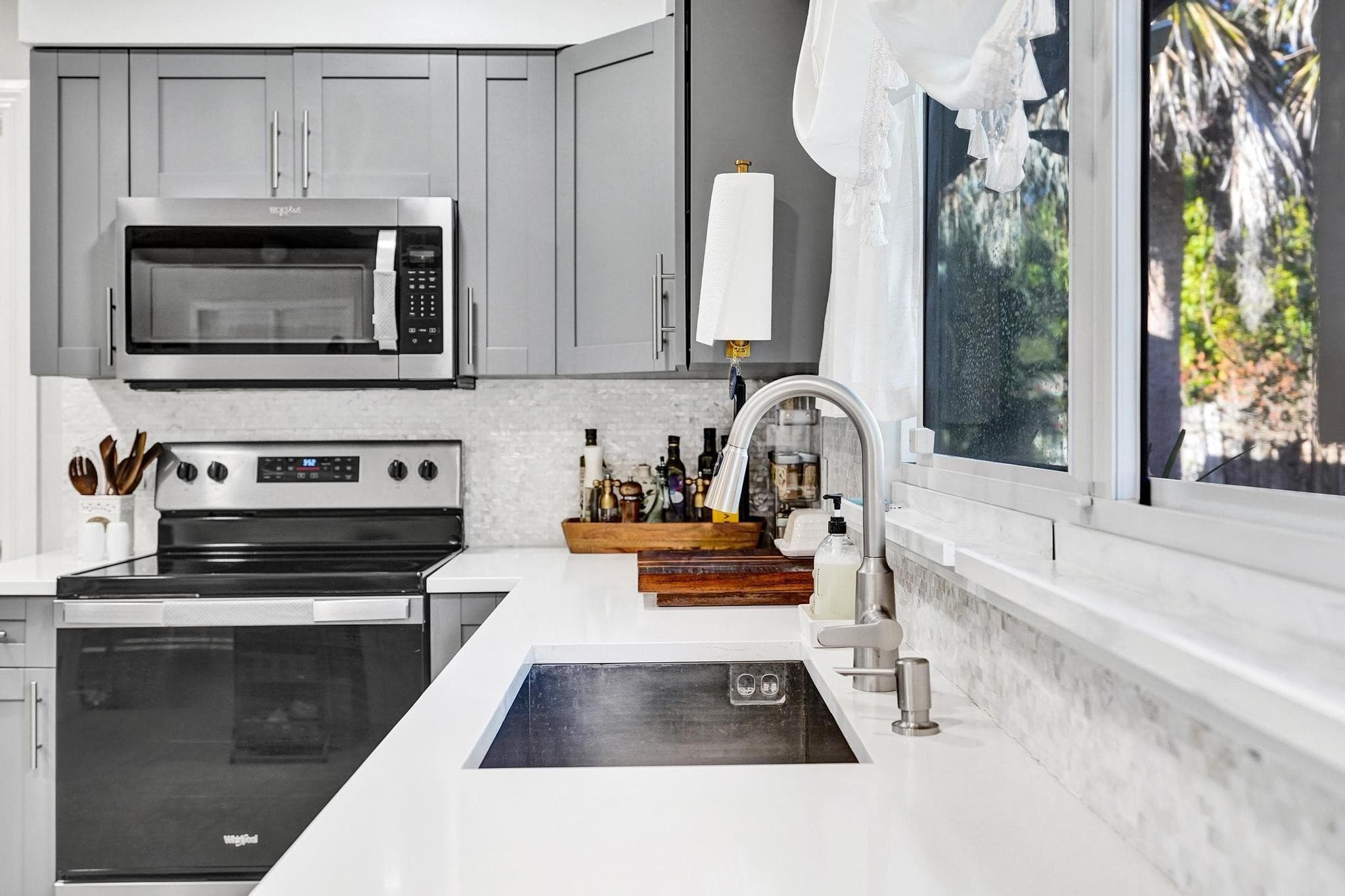 201 SE 24 Avenue, Boynton Beach, FL 33435 — photo 15 of 32
