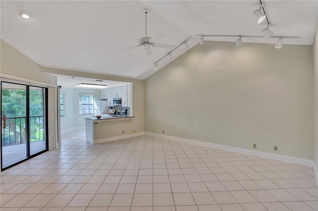 6698 Montego Bay Boulevard D, Boca Raton, FL 33433 — photo 18 of 45