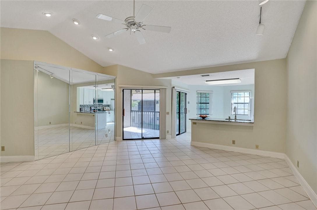 6698 Montego Bay Boulevard D, Boca Raton, FL 33433 — photo 19 of 45