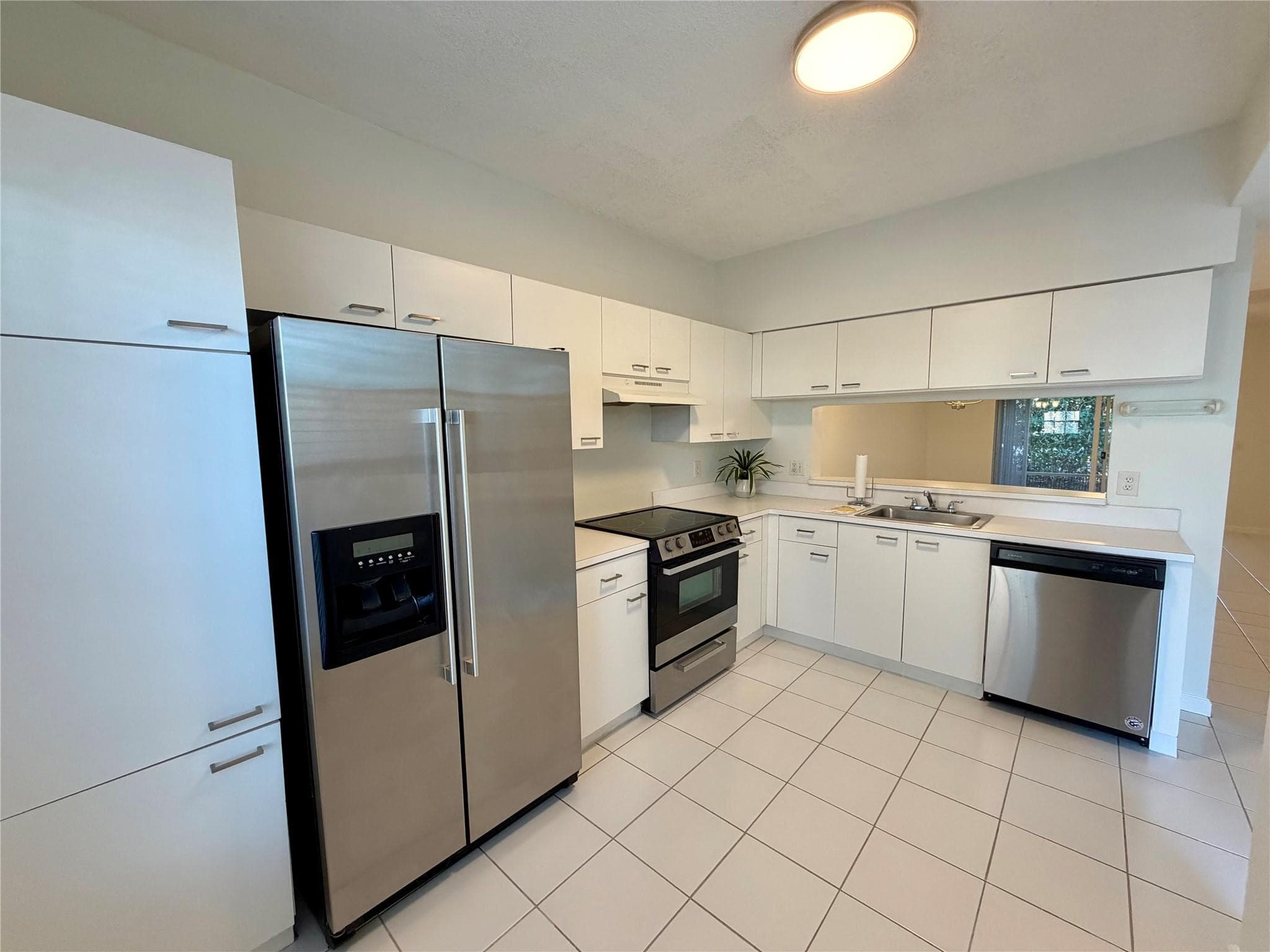 9914 NW 56th Place, Coral Springs, FL 33076 — photo 10 of 30