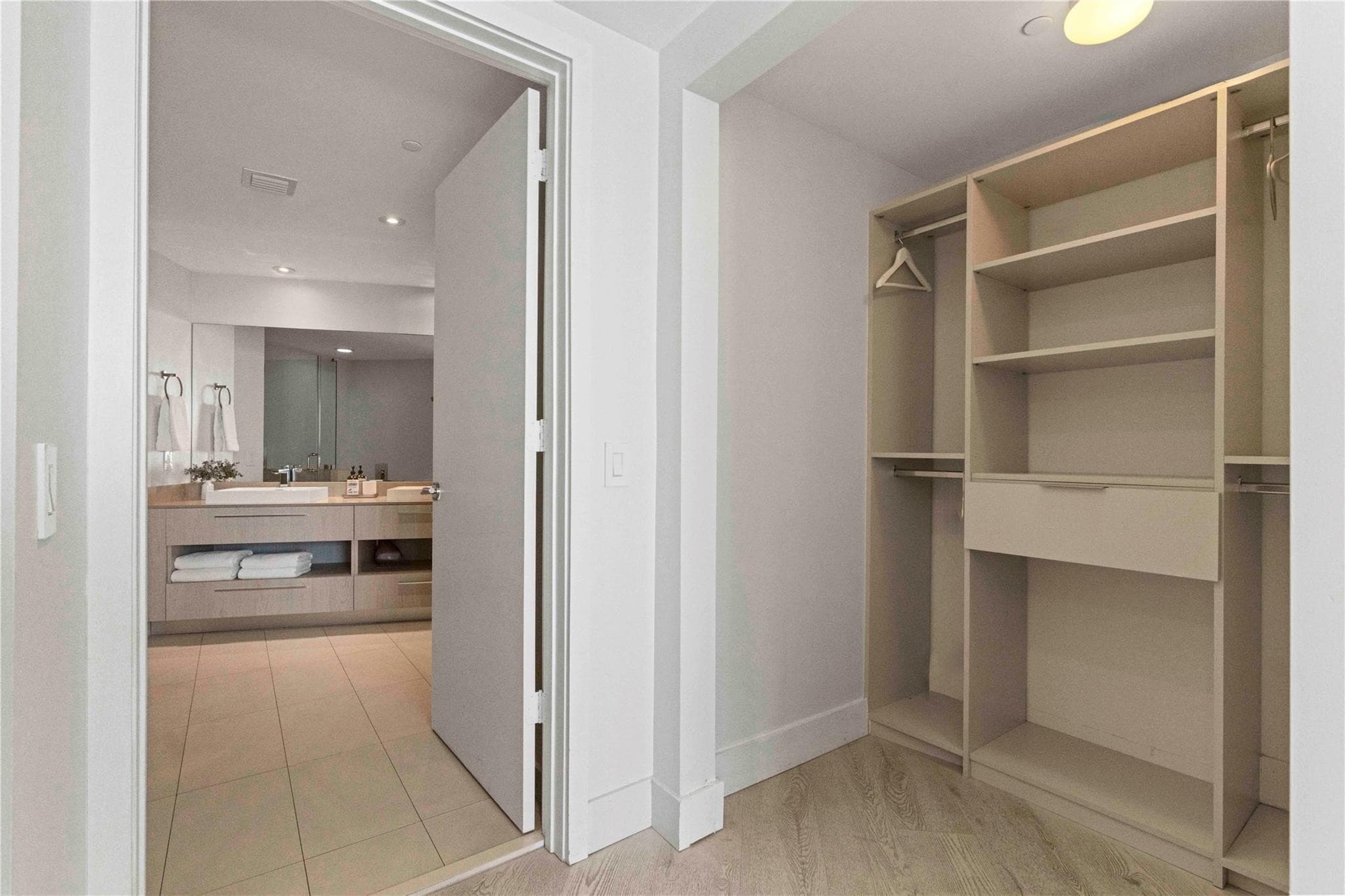4111 S Ocean Drive 3501,3502, Hollywood, FL 33019 — photo 17 of 30