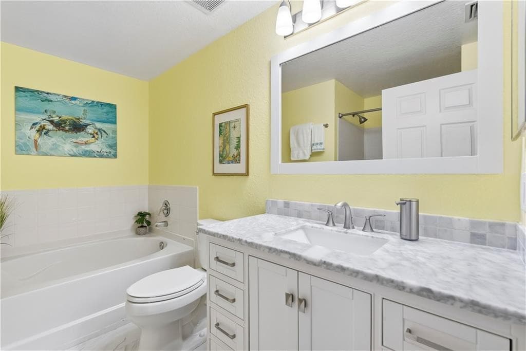 2572 57th Circle 2572, Vero Beach, FL 32966 — photo 18 of 32
