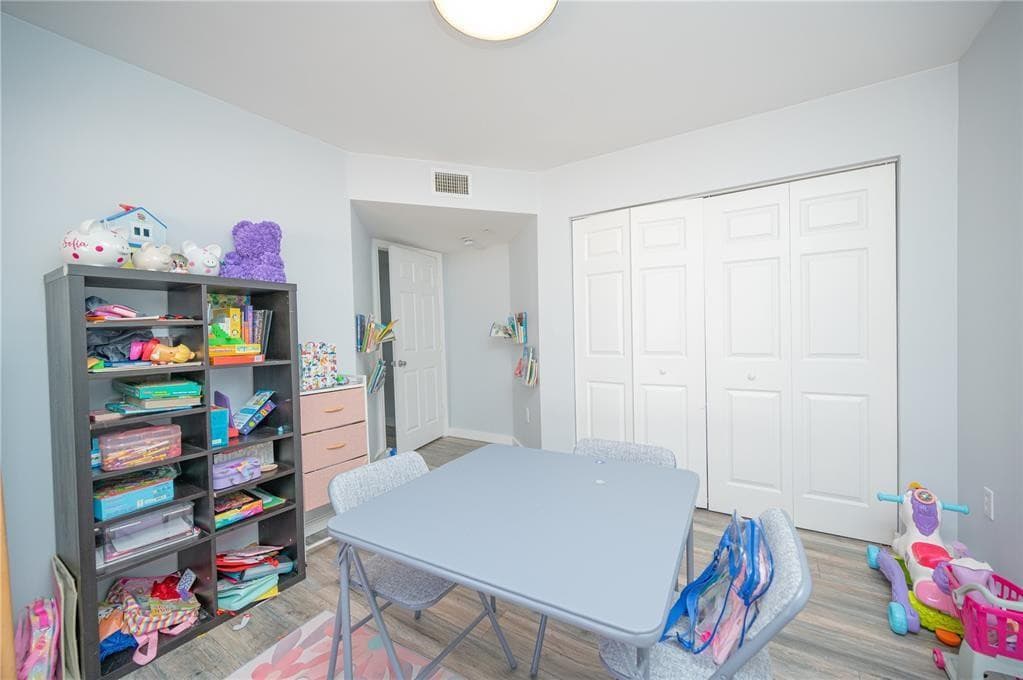 2841 NE 185th Street 514, Miami, FL 33180 — photo 18 of 24