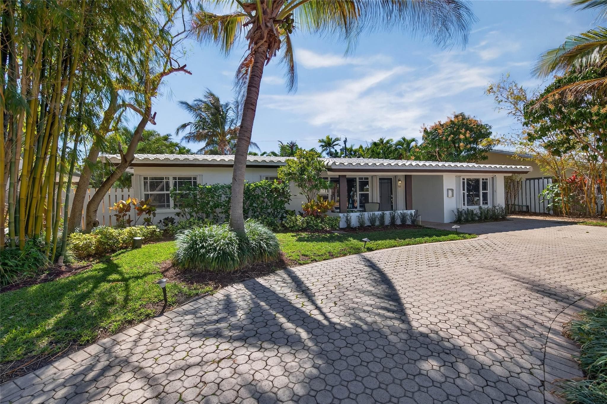 268 Hibiscus Avenue, Lauderdale-By-The-Sea, FL 33308 — photo 1 of 55