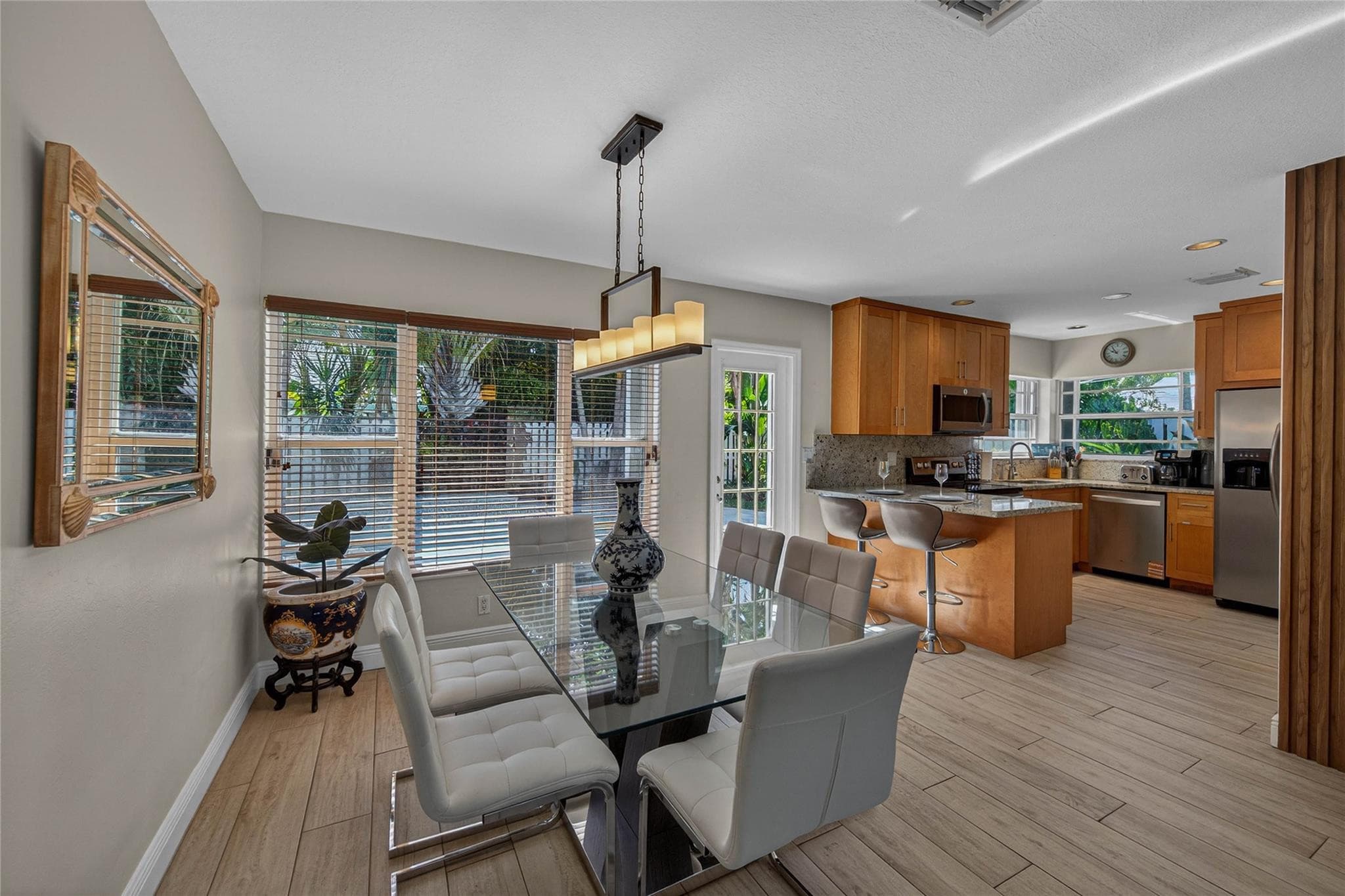 268 Hibiscus Avenue, Lauderdale-By-The-Sea, FL 33308 — photo 18 of 55